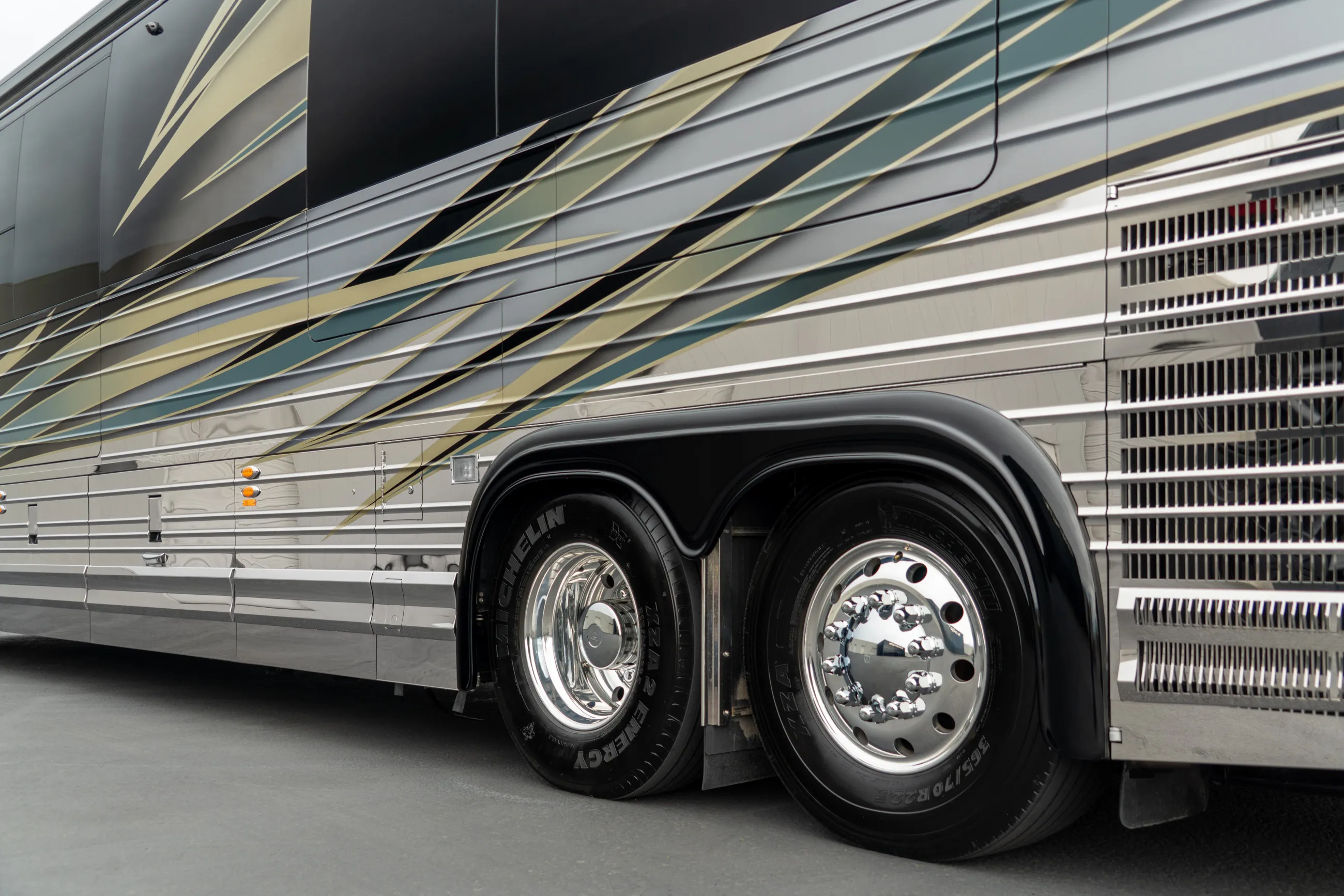 Marathon Coach #1421