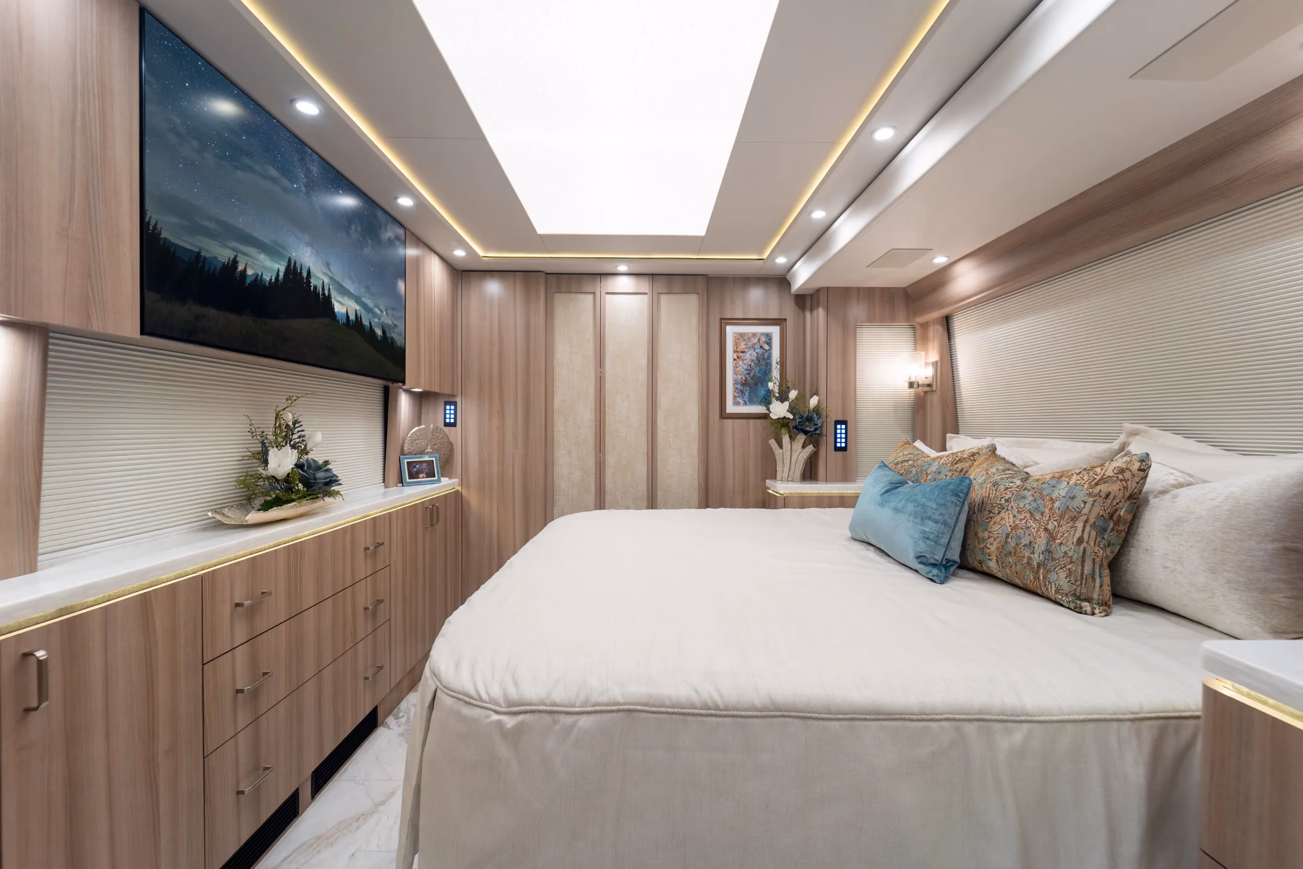 Marathon Coach #1421