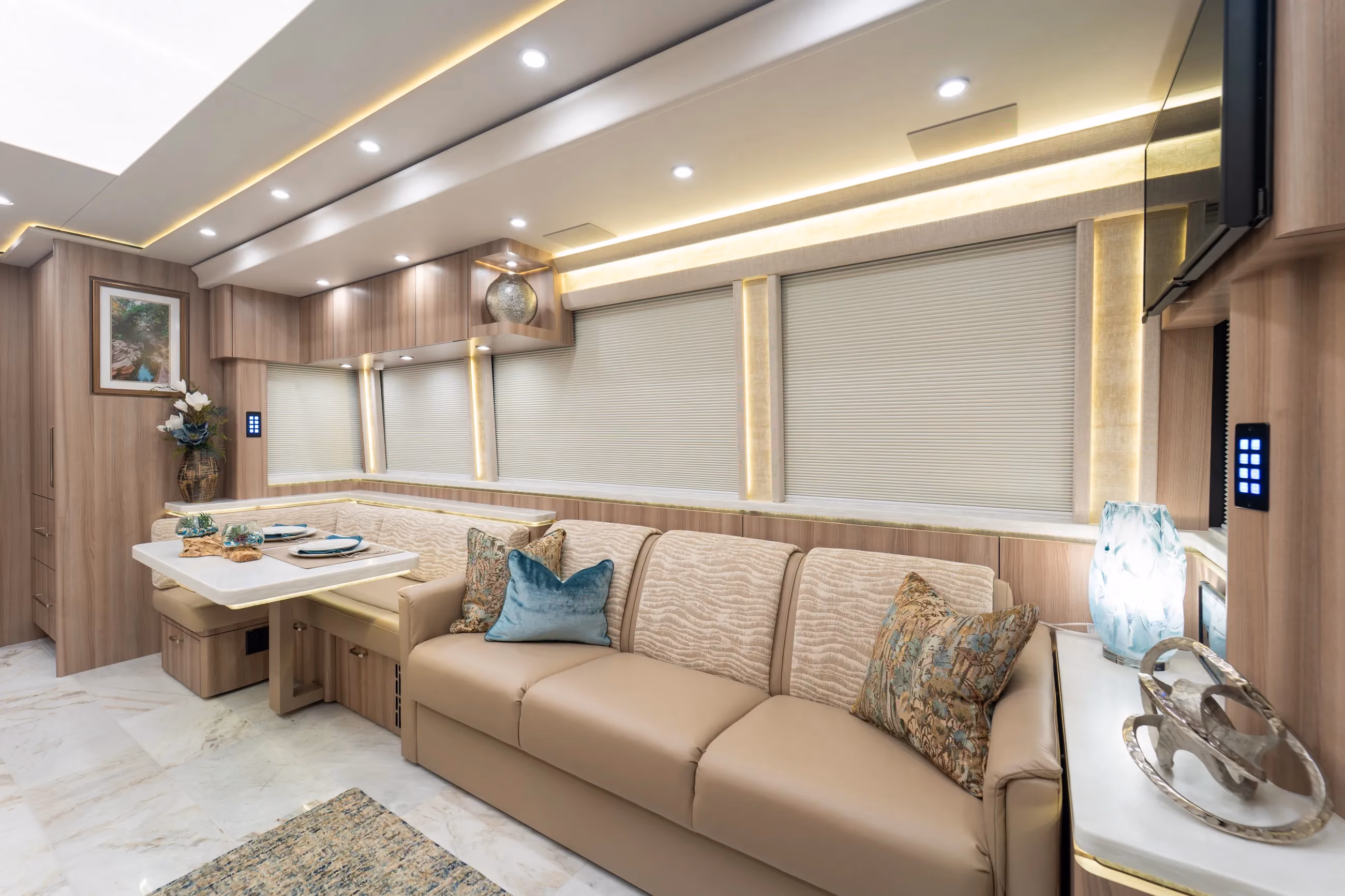 Marathon Coach #1421