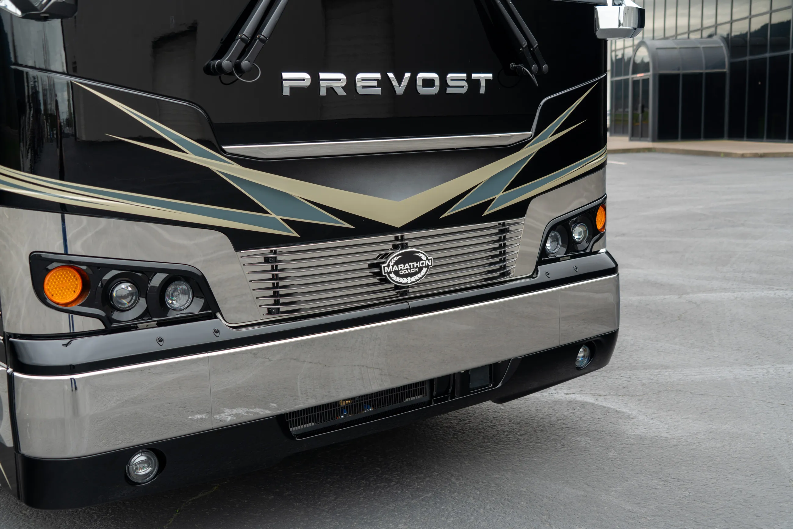Marathon Coach #1421
