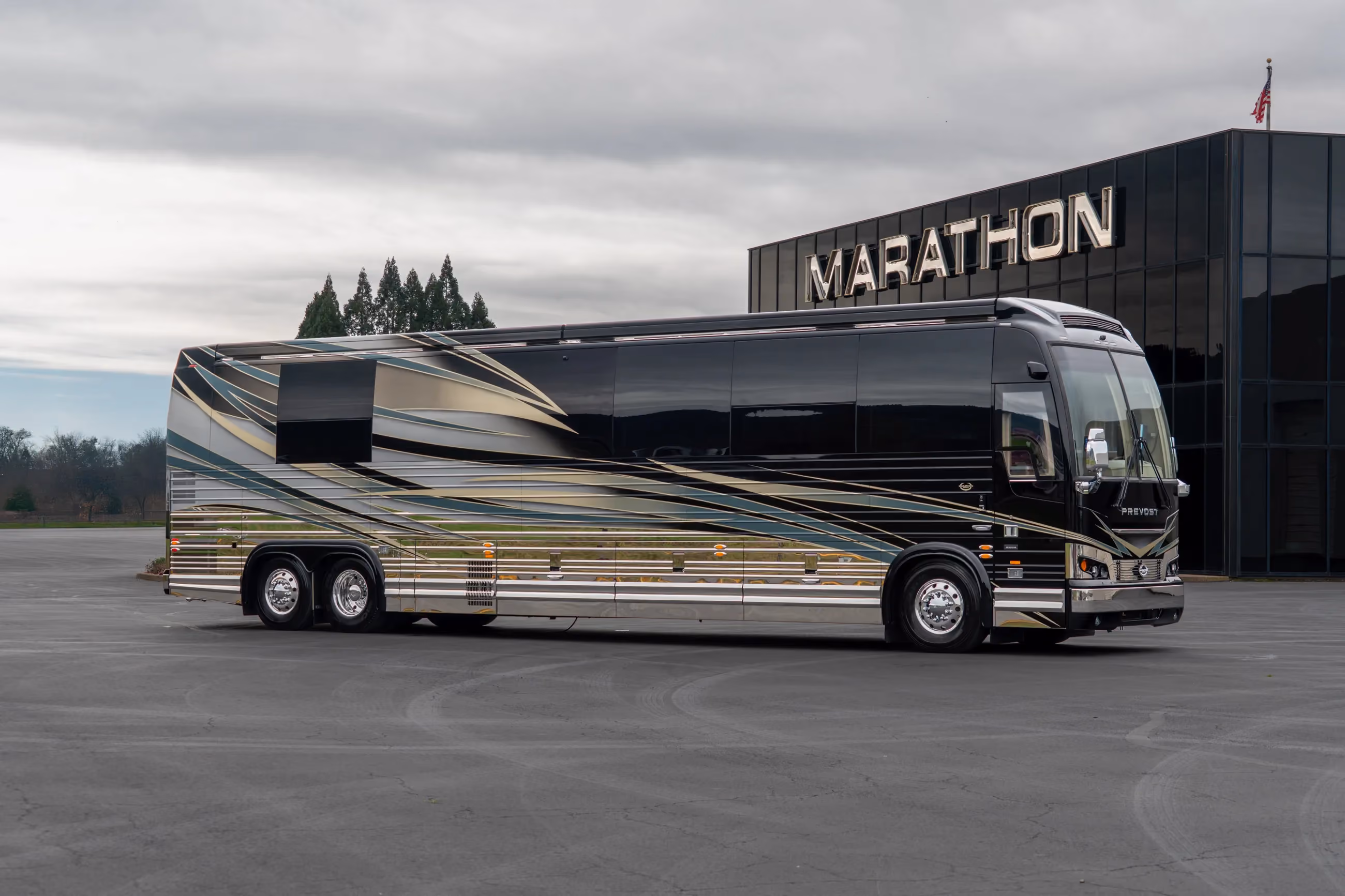 Marathon Coach #1421