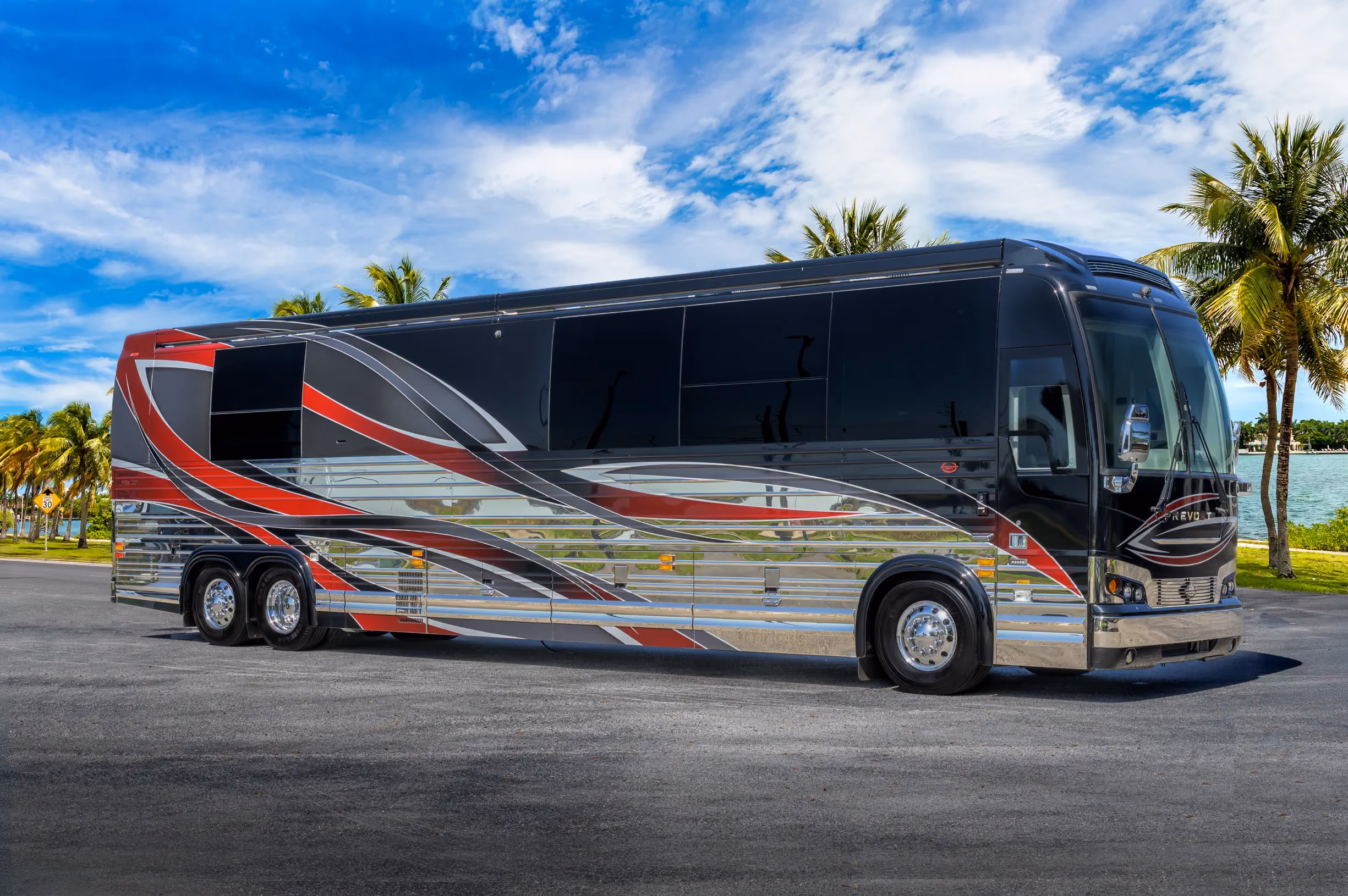 Marathon Coach #1379