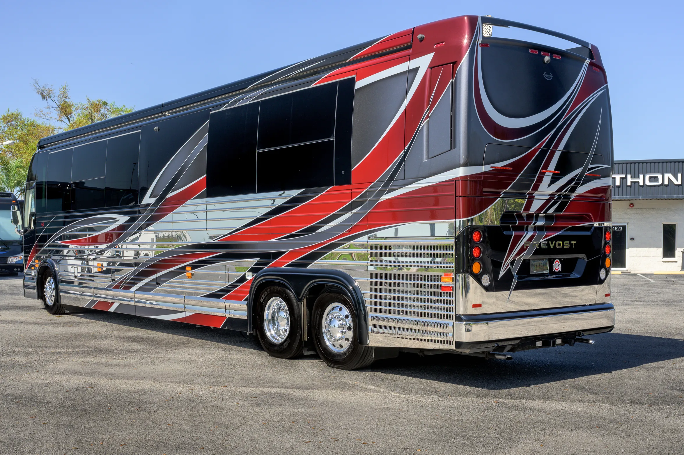 Marathon Coach #1379