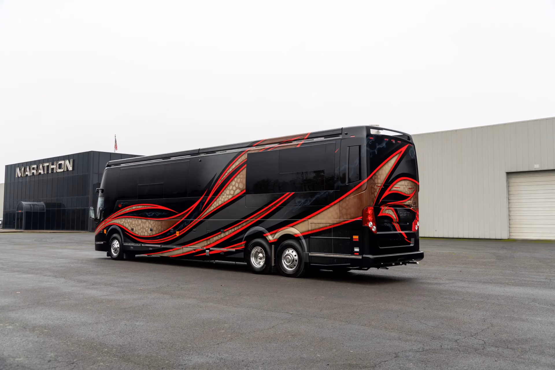 Marathon Coach #1380