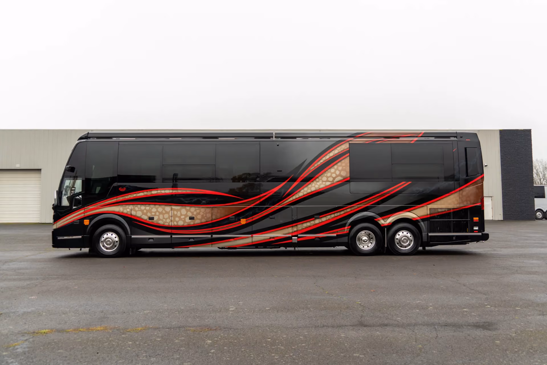 Marathon Coach #1380