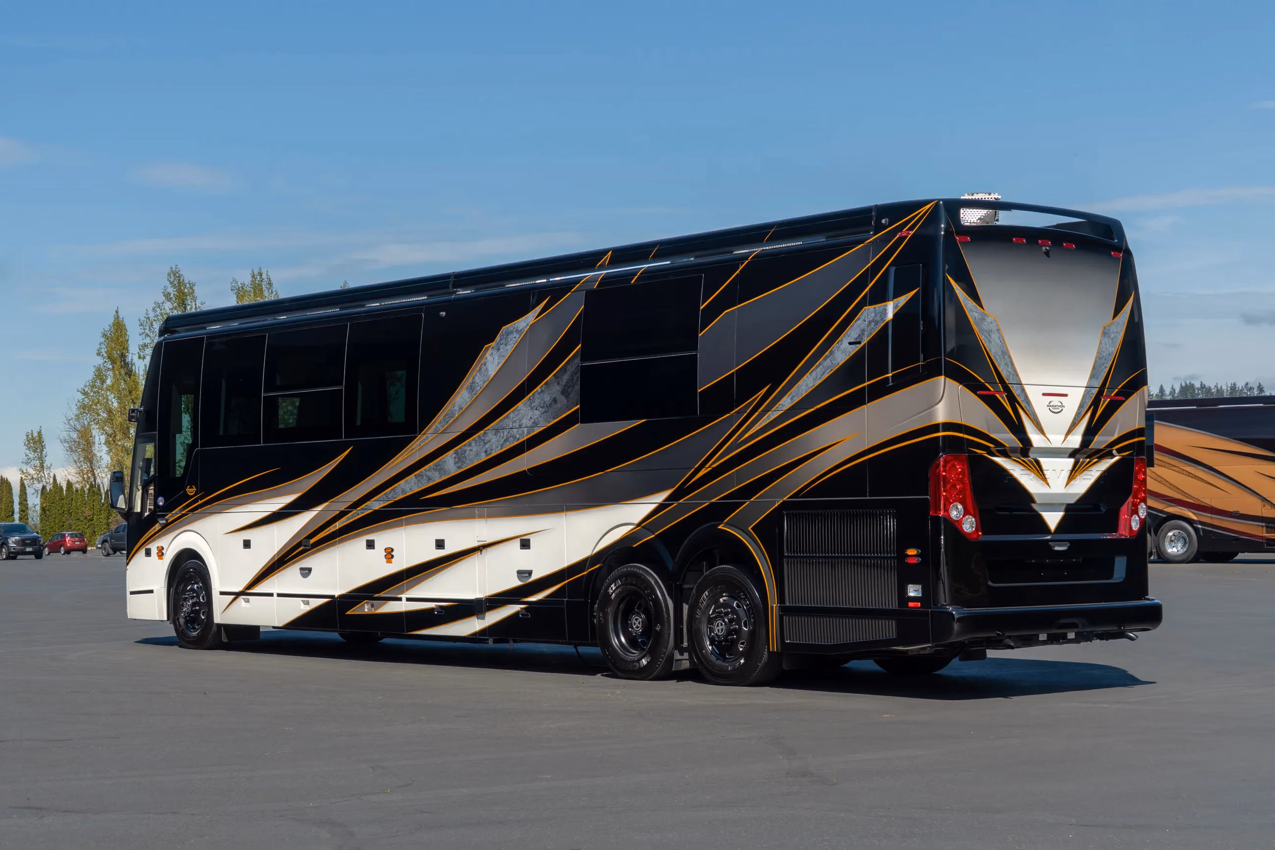 Exterior of Marathon Coach #1422