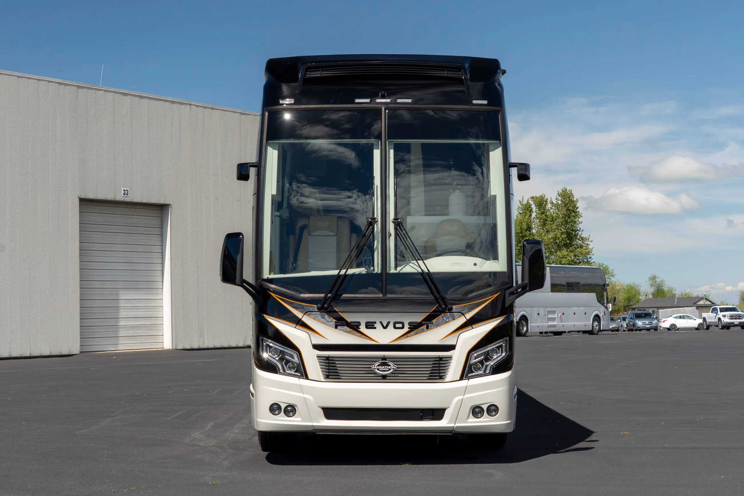 Exterior of Marathon Coach #1422