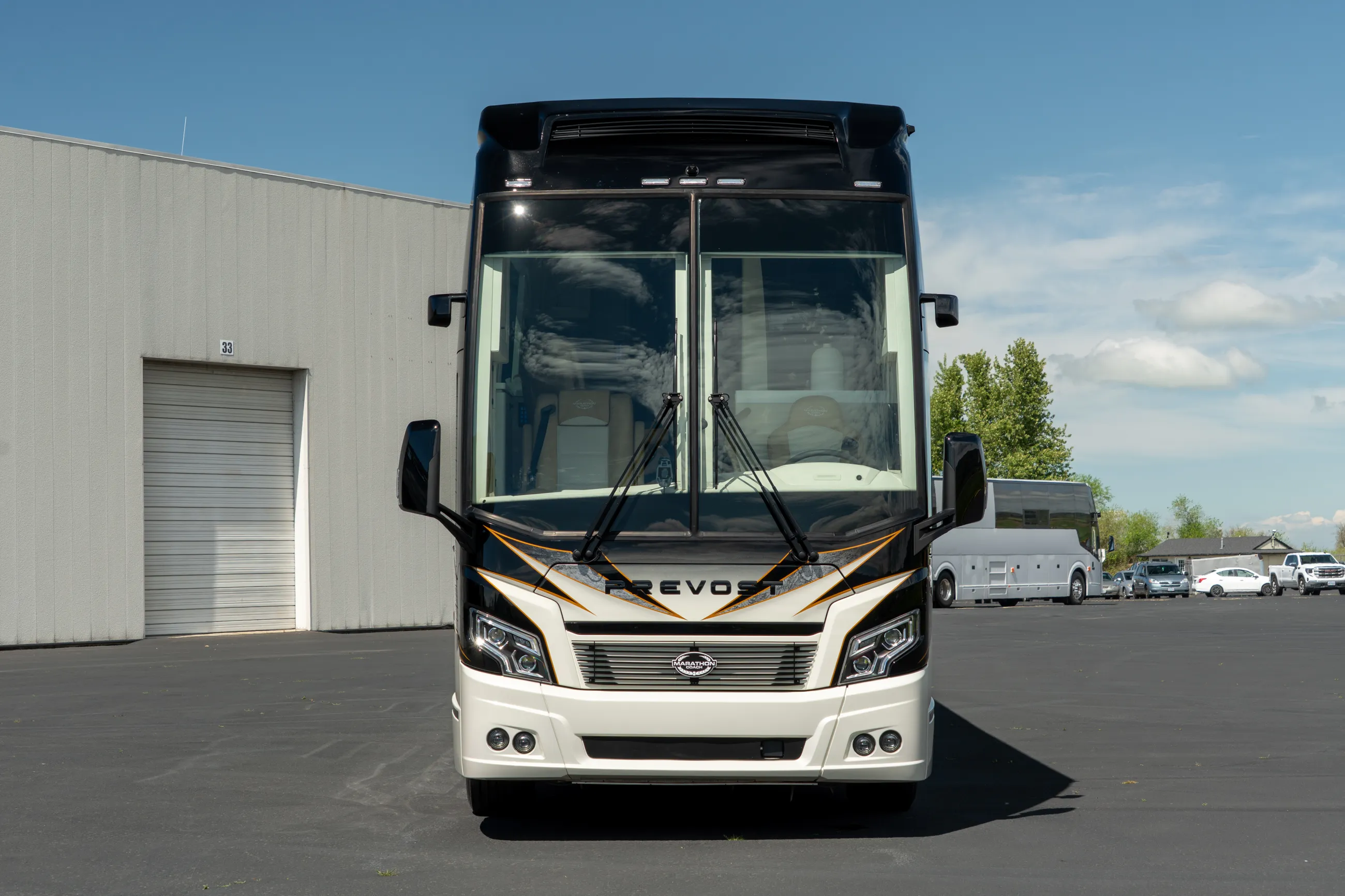 Exterior of Marathon Coach #1422