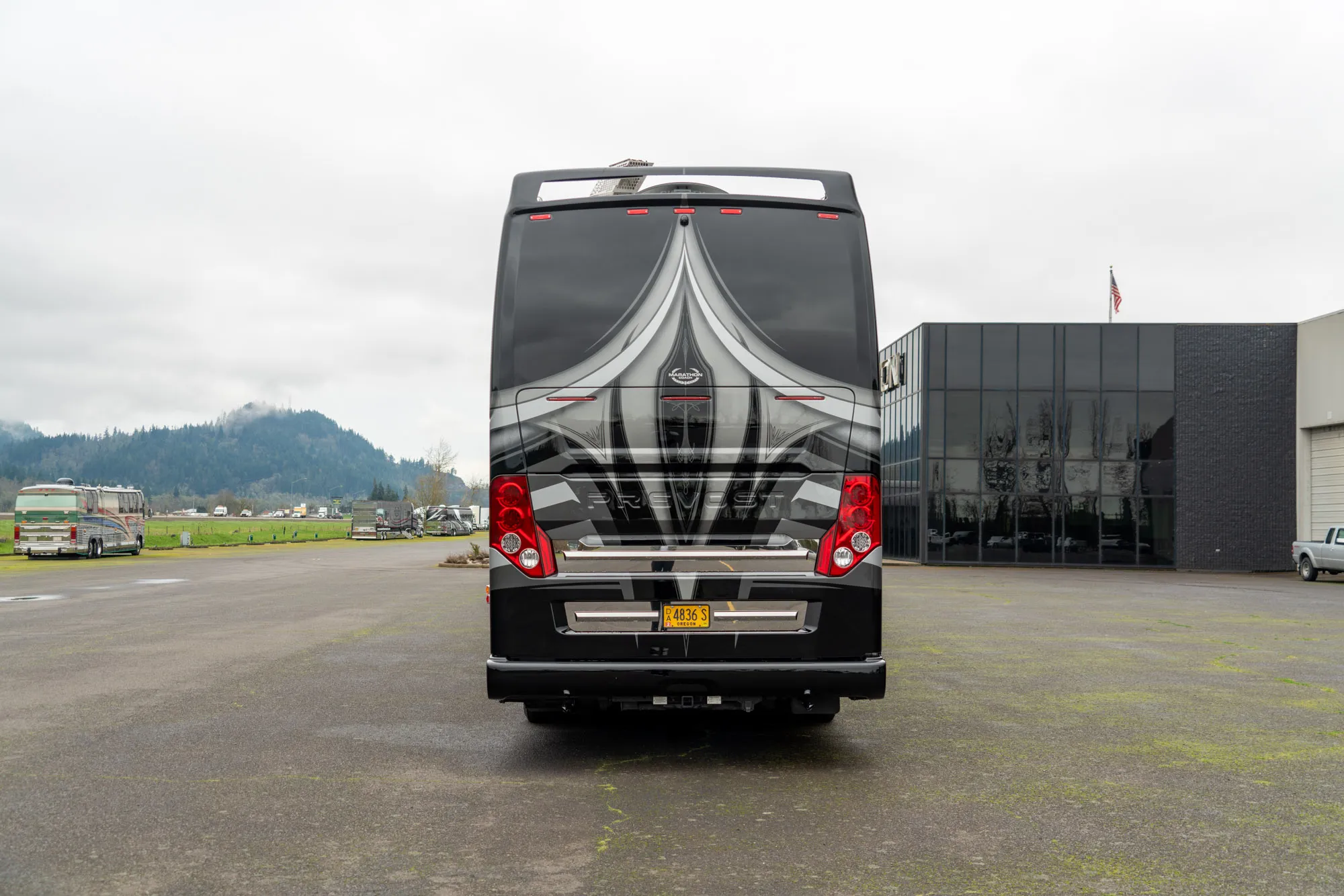 Marathon Coach #1384 | Luxury Motorcoach for Sale
