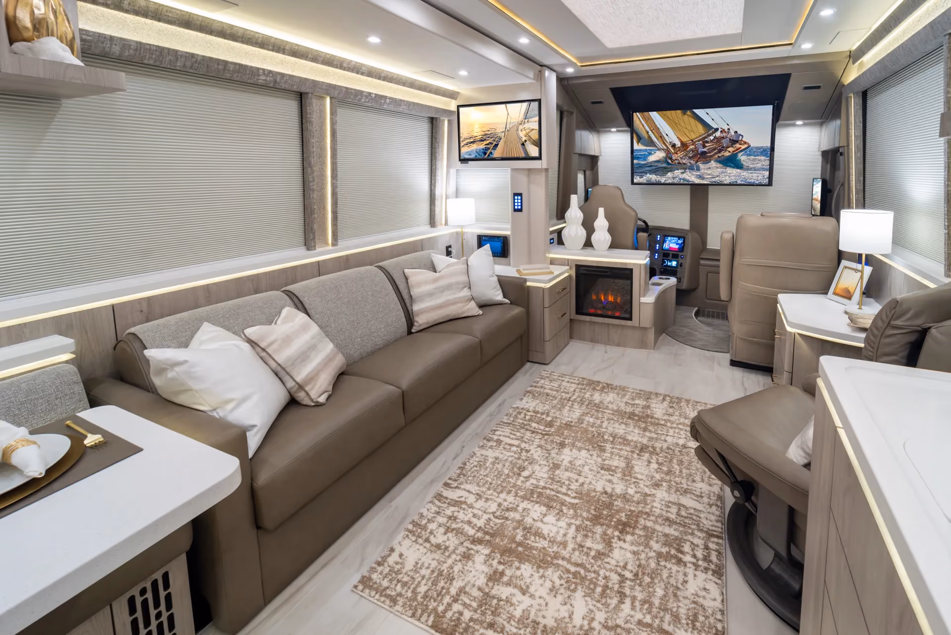 Marathon Coach #1390 | Luxury Motorcoach for Sale