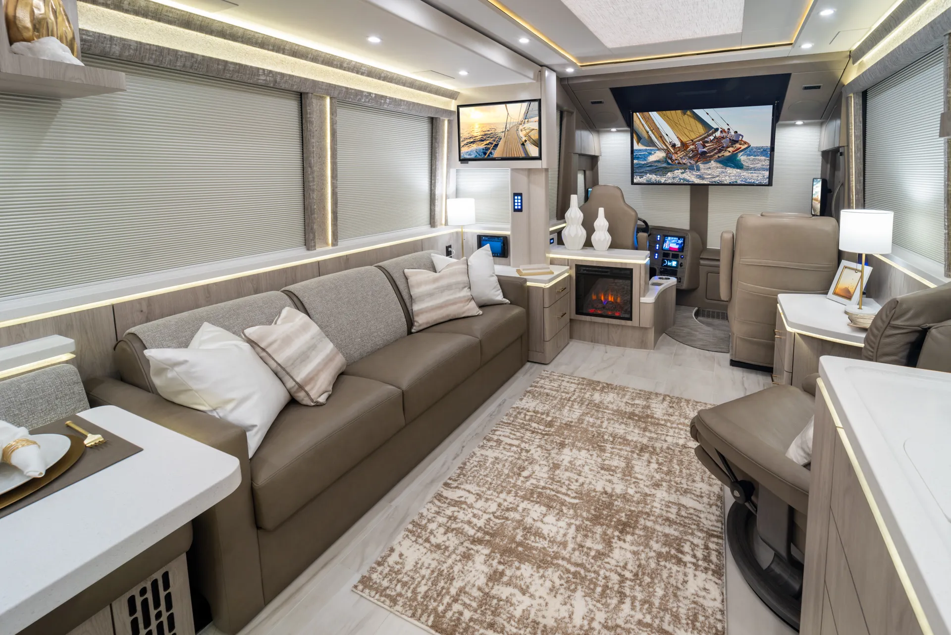 Marathon Coach #1390 | Luxury Motorcoach for Sale