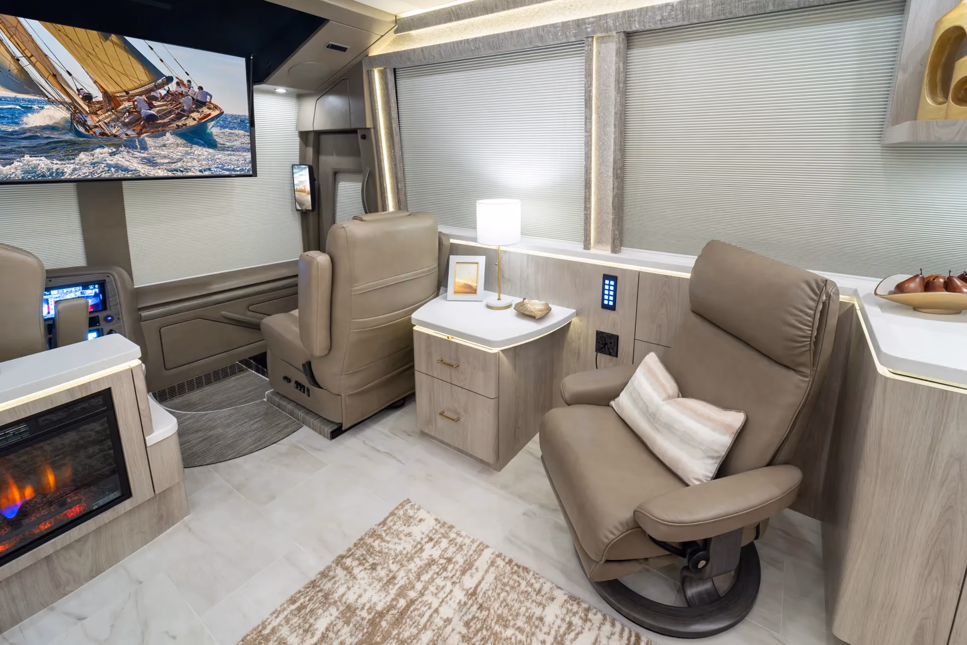 Marathon Coach #1390 | Luxury Motorcoach for Sale