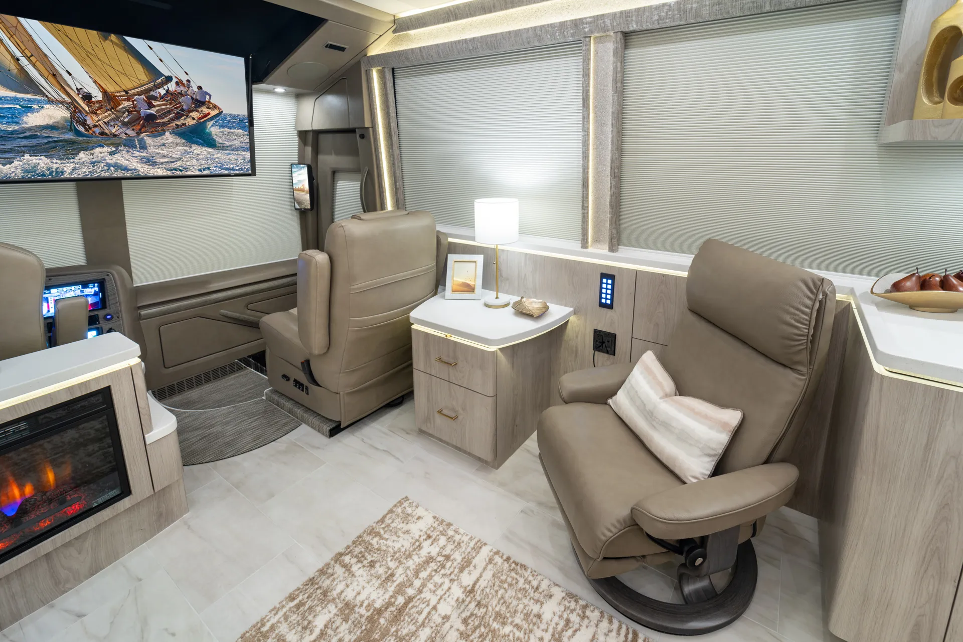Marathon Coach #1390 | Luxury Motorcoach for Sale