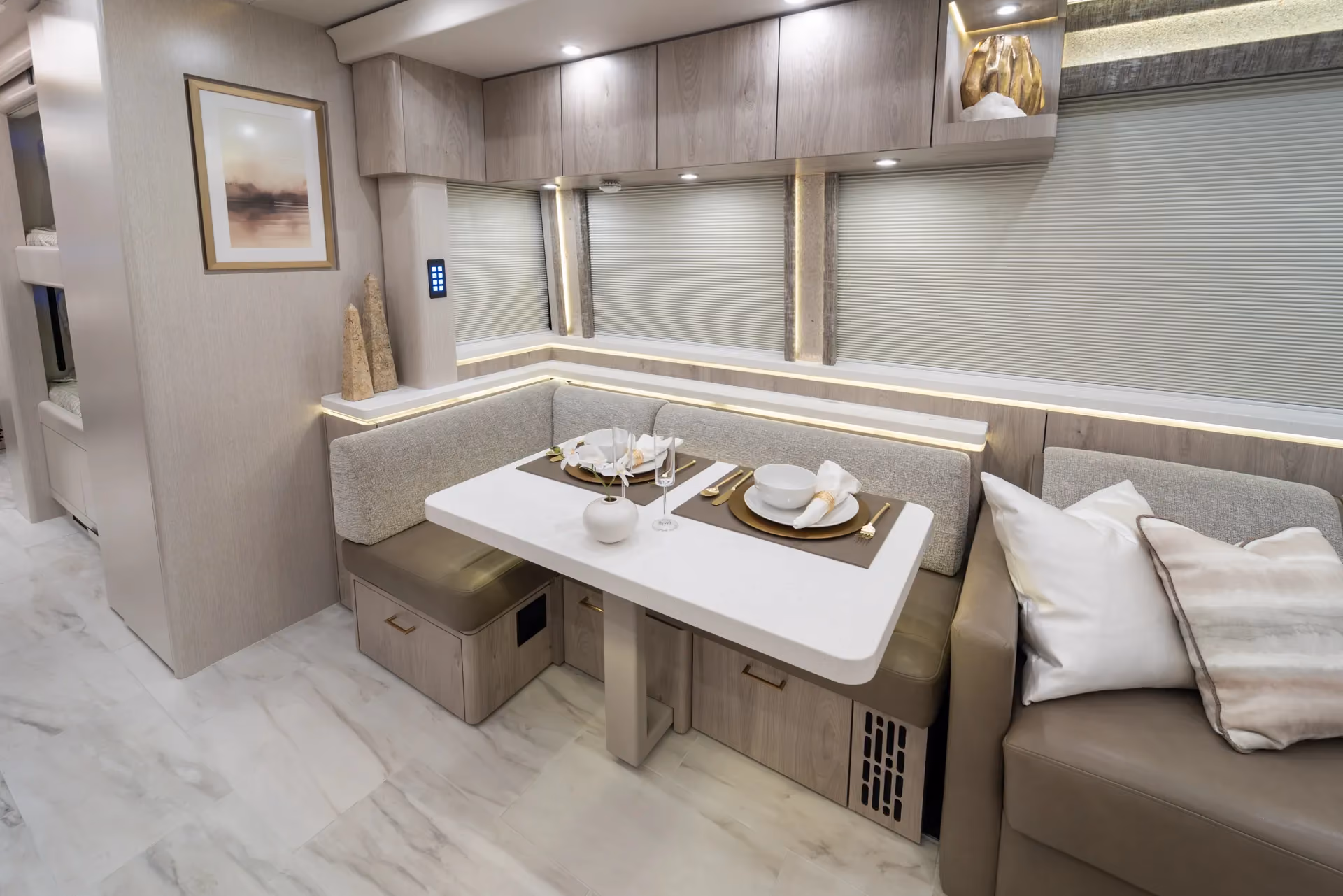 Marathon Coach #1390 | Luxury Motorcoach for Sale