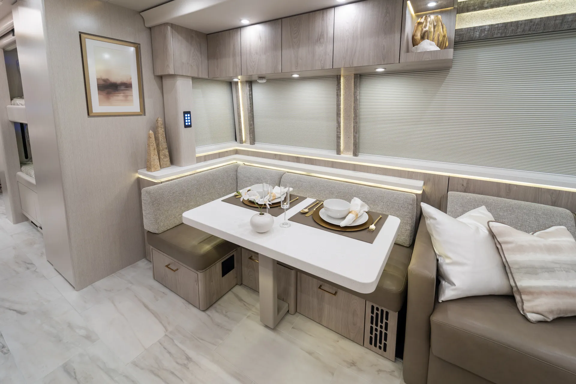 Marathon Coach #1390 | Luxury Motorcoach for Sale