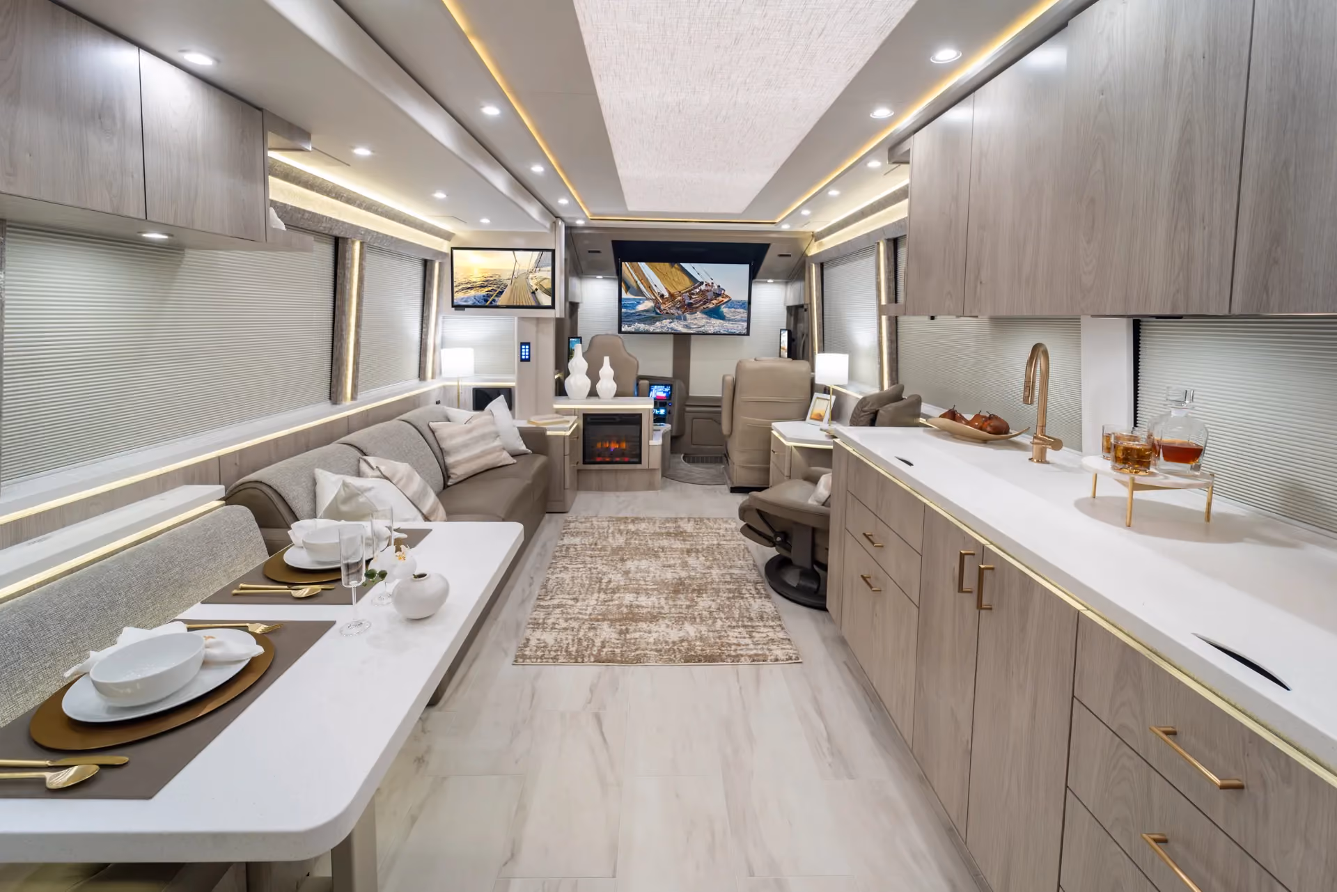 Marathon Coach #1390 | Luxury Motorcoach for Sale