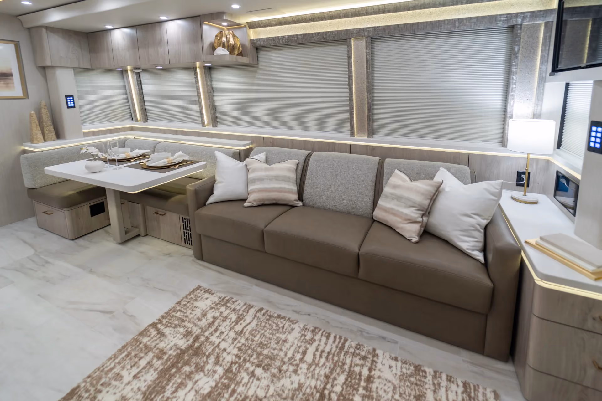 Marathon Coach #1390 | Luxury Motorcoach for Sale