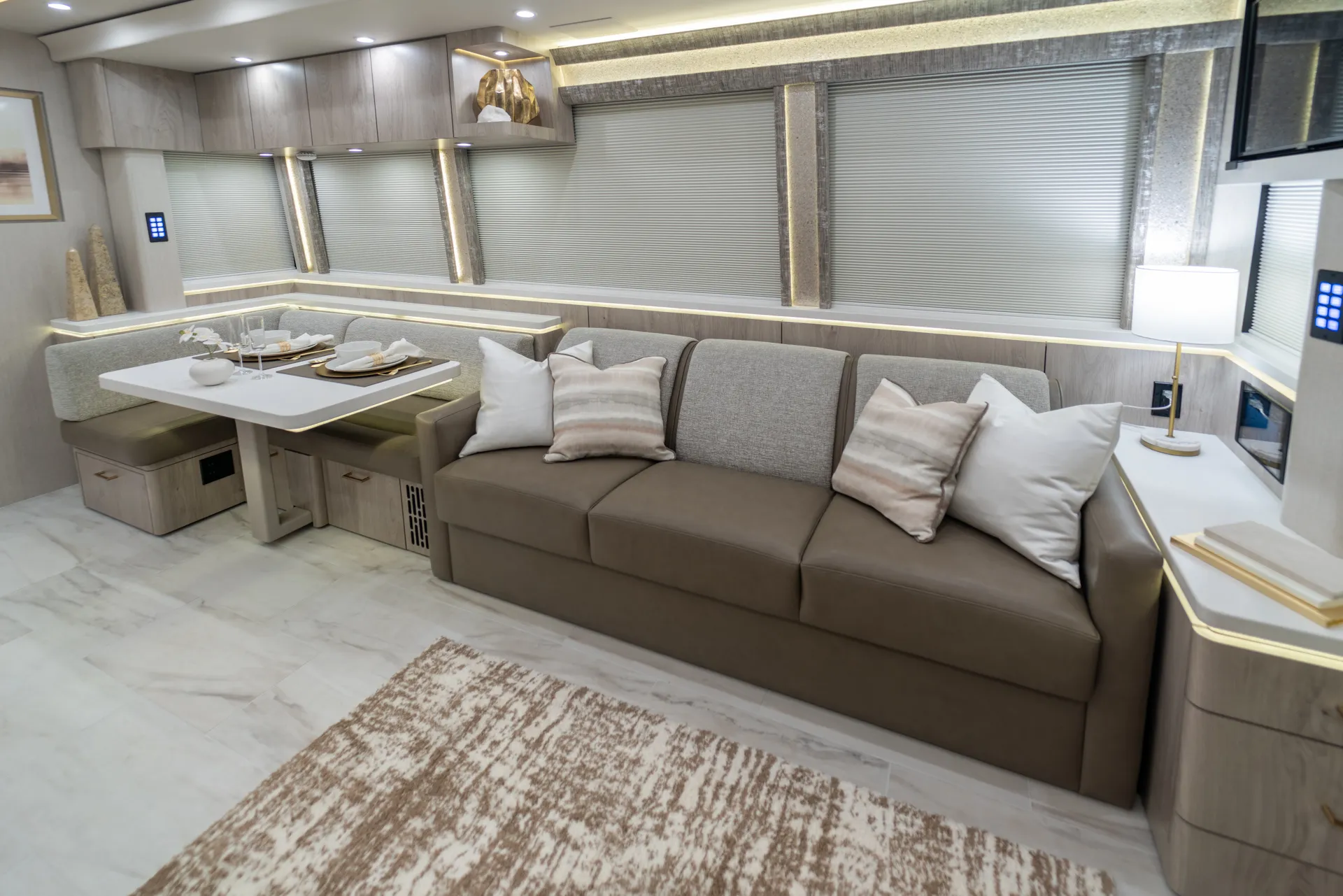 Marathon Coach #1390 | Luxury Motorcoach for Sale