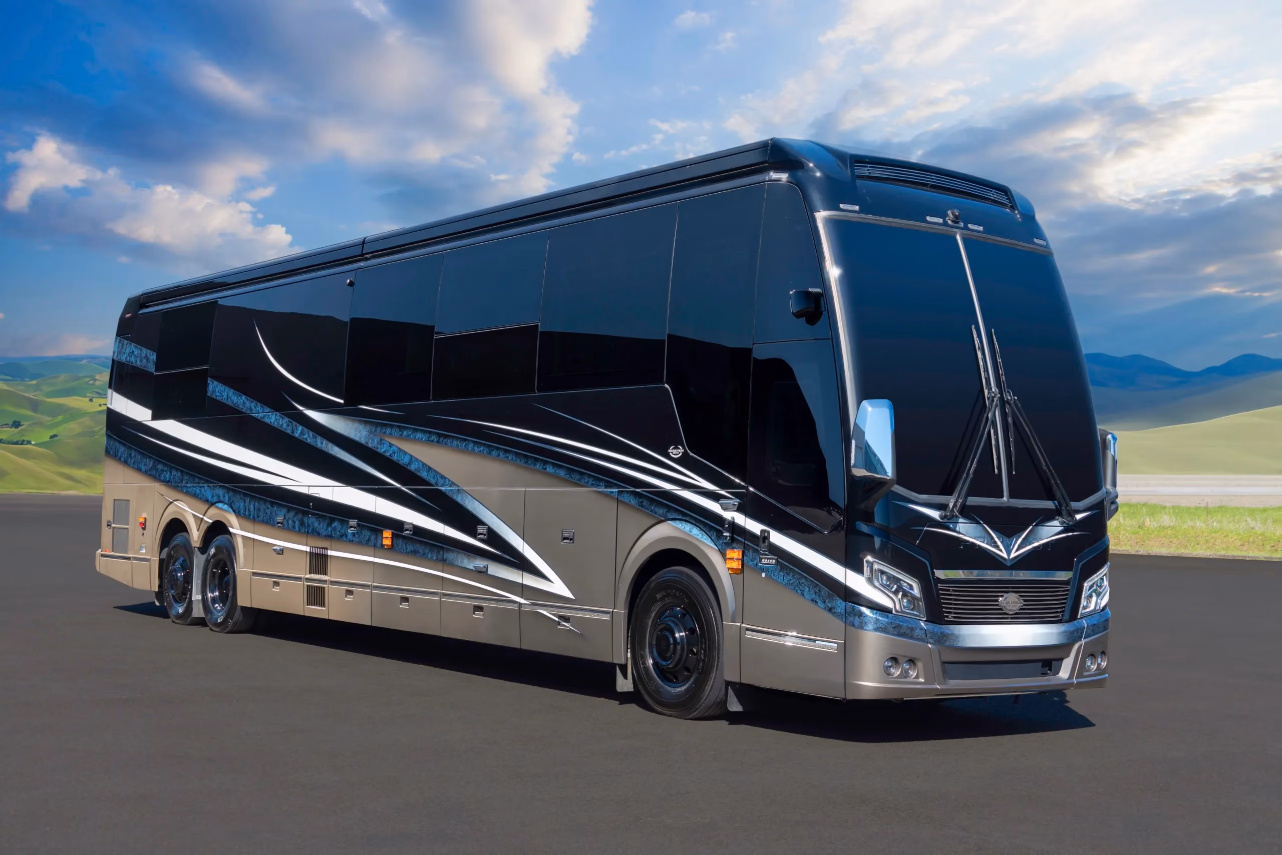 Marathon Coach #1385 | Luxury Motorcoach for Sale