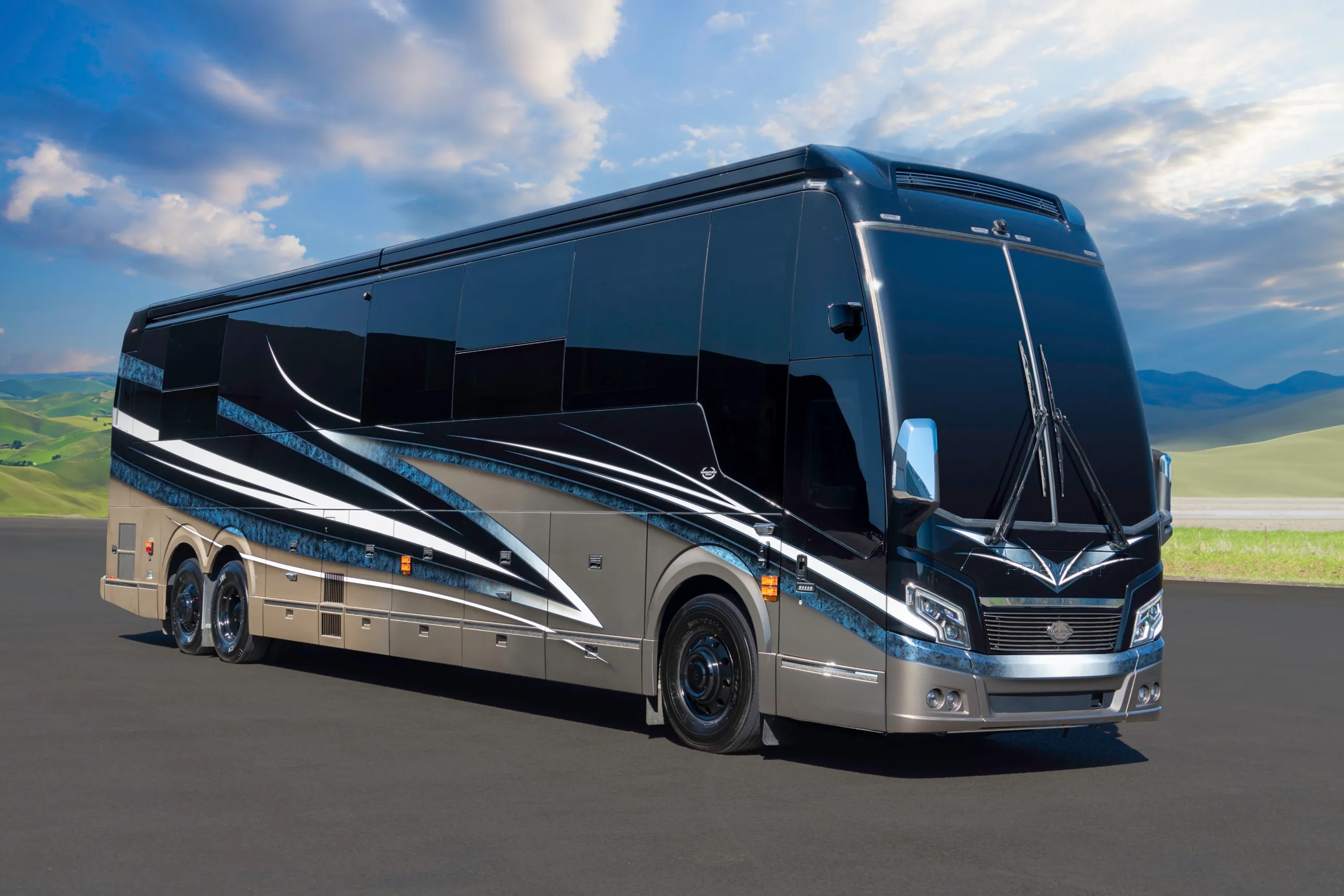 Marathon Coach #1385 | Luxury Motorcoach for Sale
