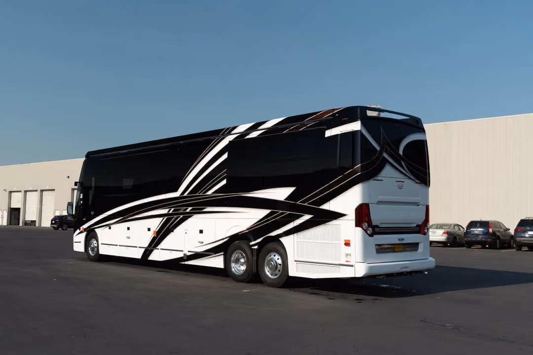 Marathon Coach #1392 | Luxury Motorcoach for Sale