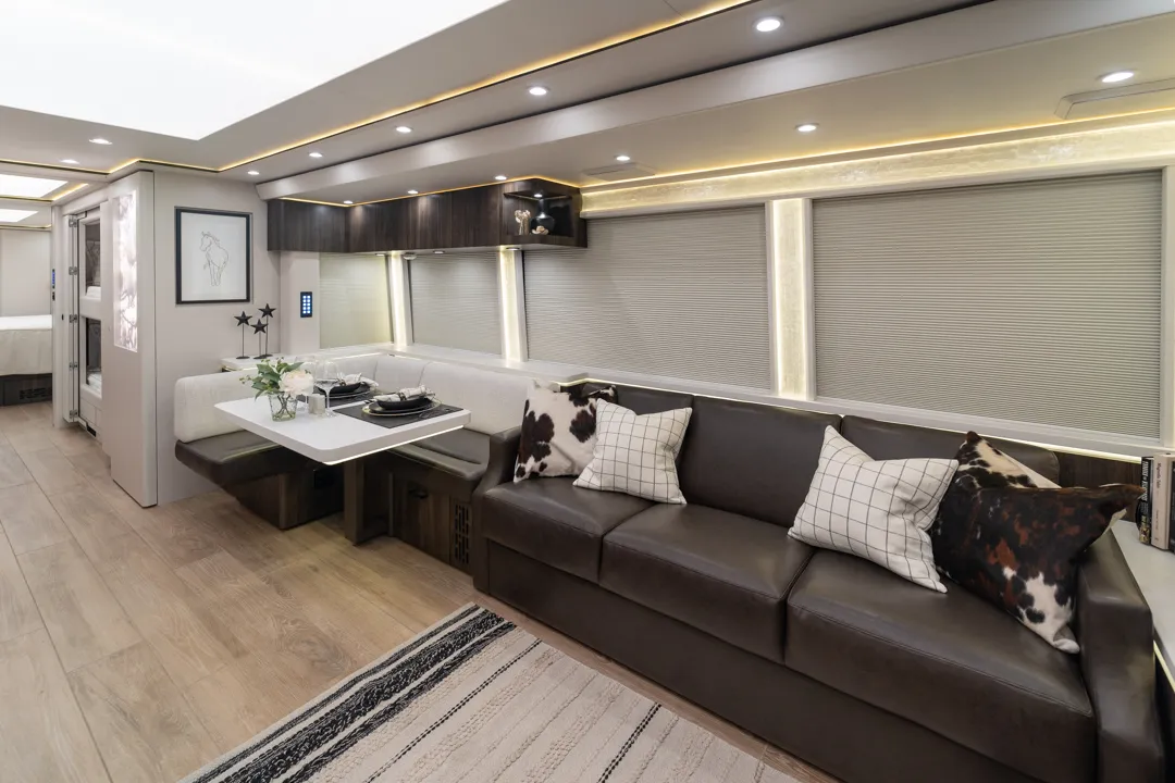 Marathon Coach #1392 | Luxury Motorcoach for Sale