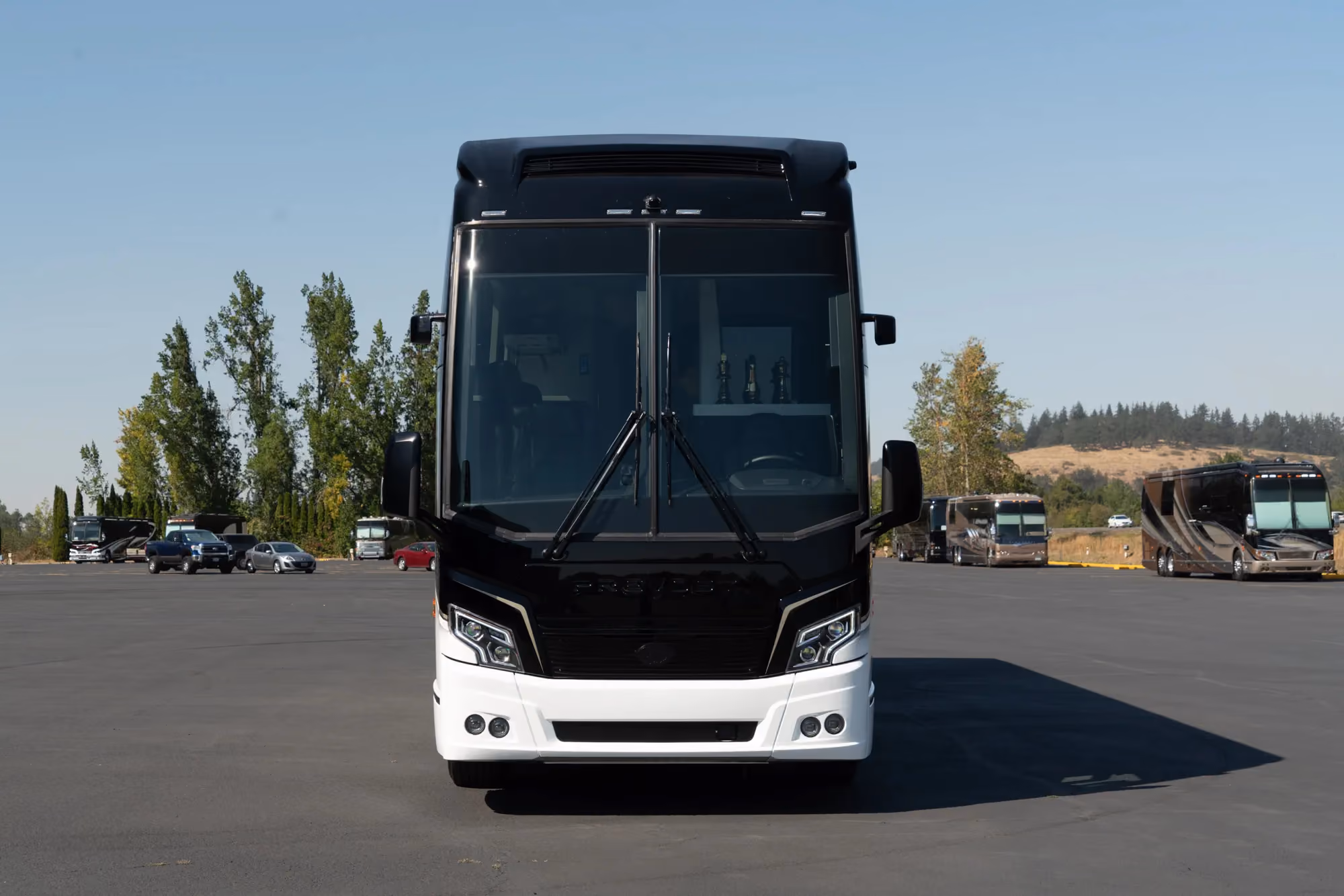 Marathon Coach #1394 | Luxury Motorcoach for Sale