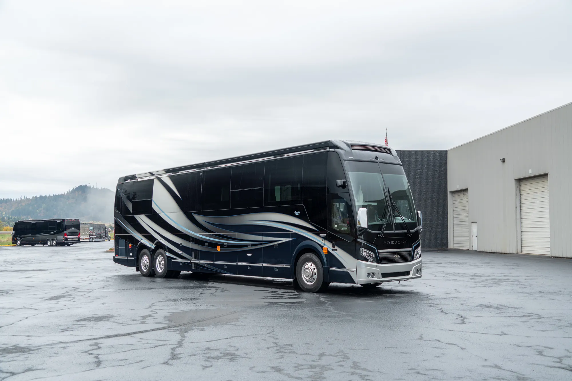 Marathon Coach #1397 | Luxury Motorcoach for Sale