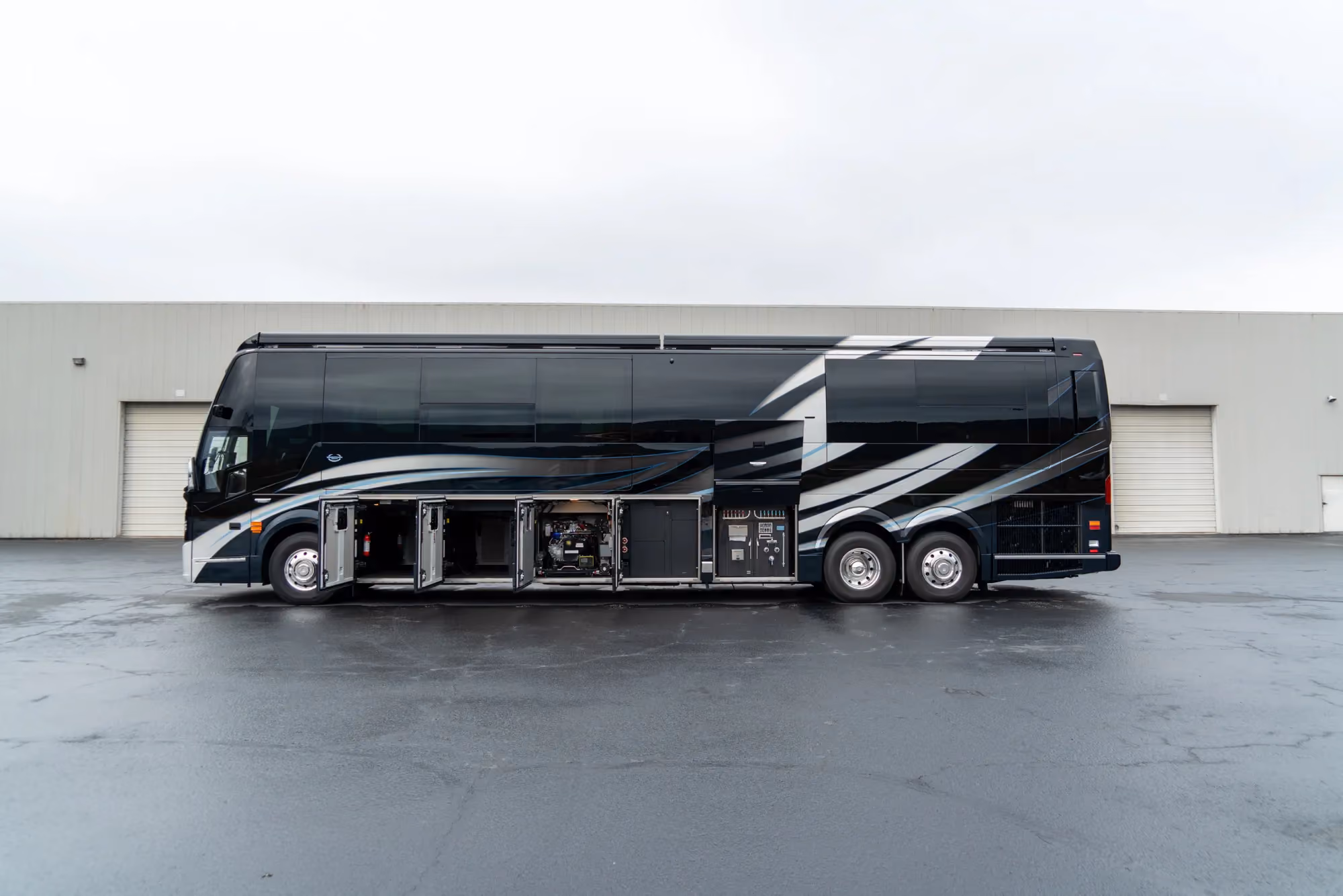 Marathon Coach #1397 | Luxury Motorcoach for Sale