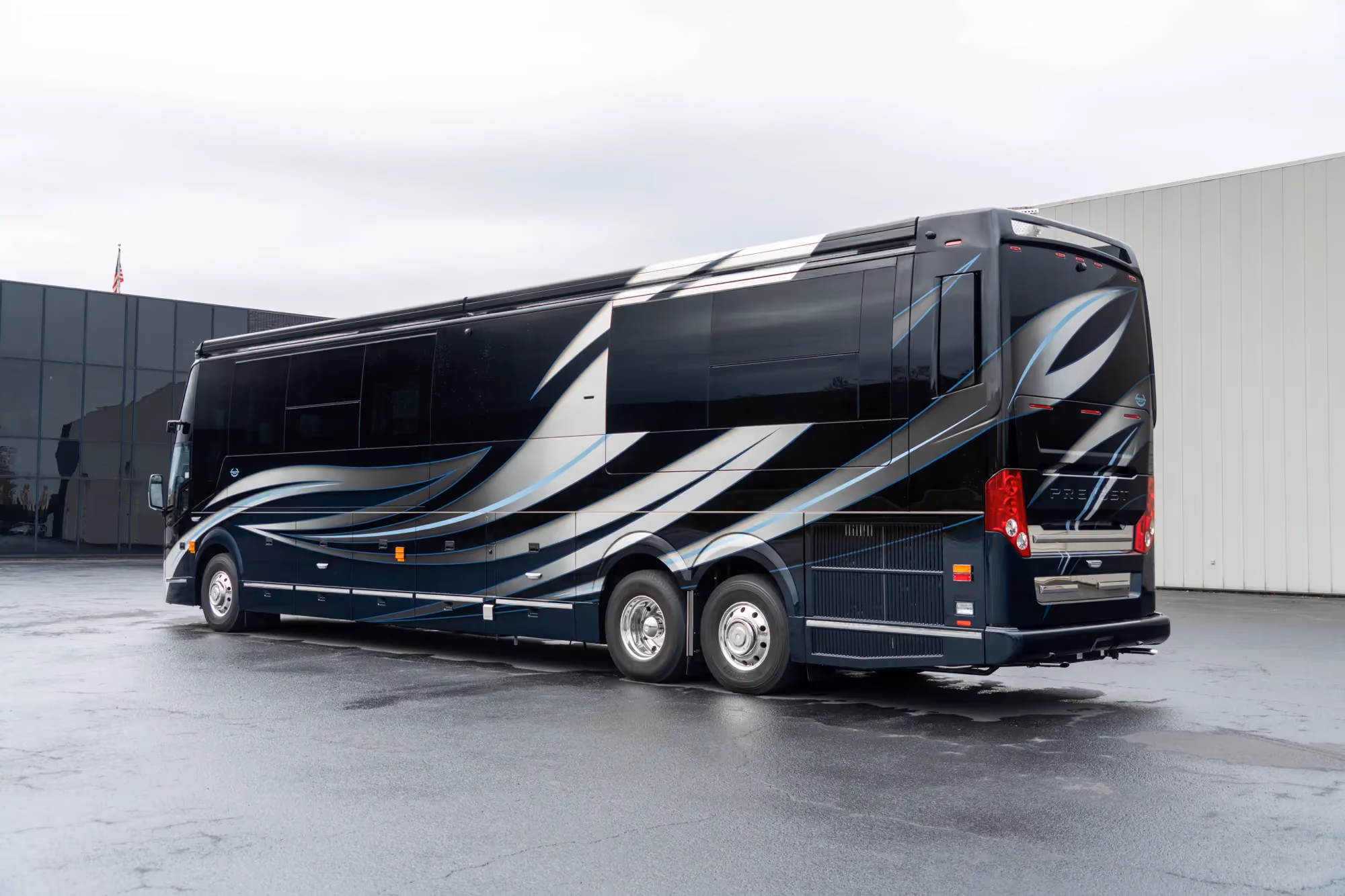 Marathon Coach #1397 | Luxury Motorcoach for Sale