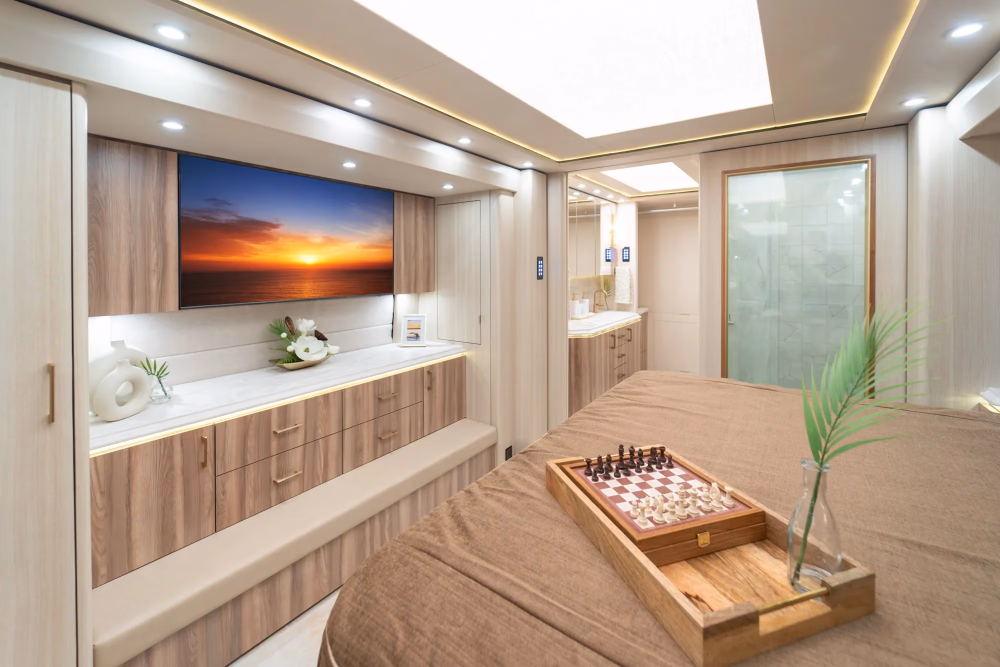Marathon Coach #1395 | Luxury Motorcoach for Sale