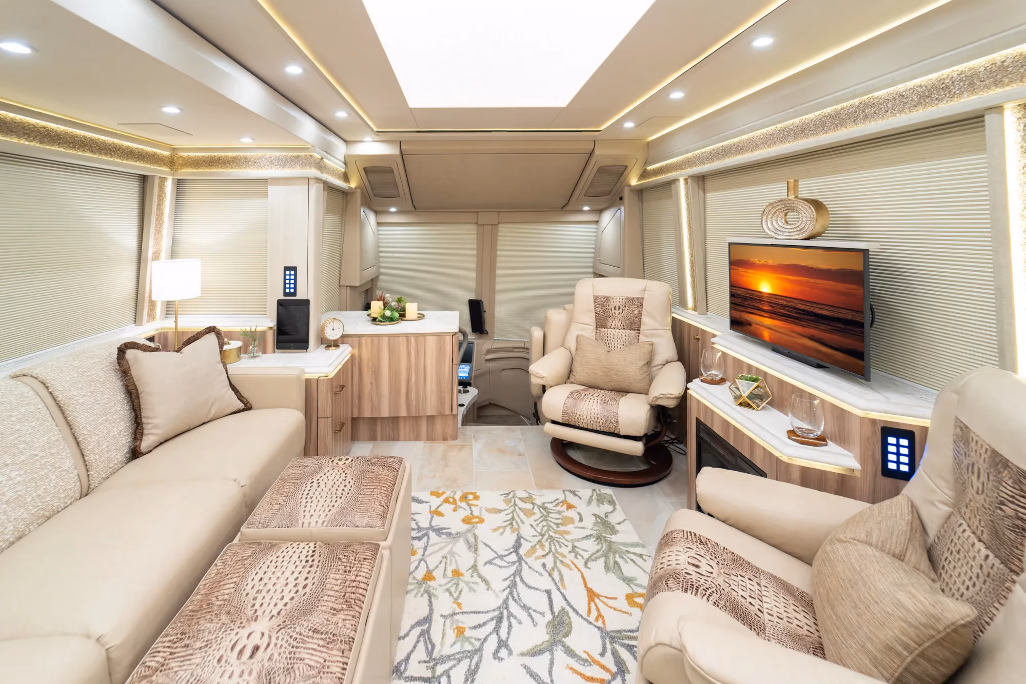 Marathon Coach #1395 | Luxury Motorcoach for Sale