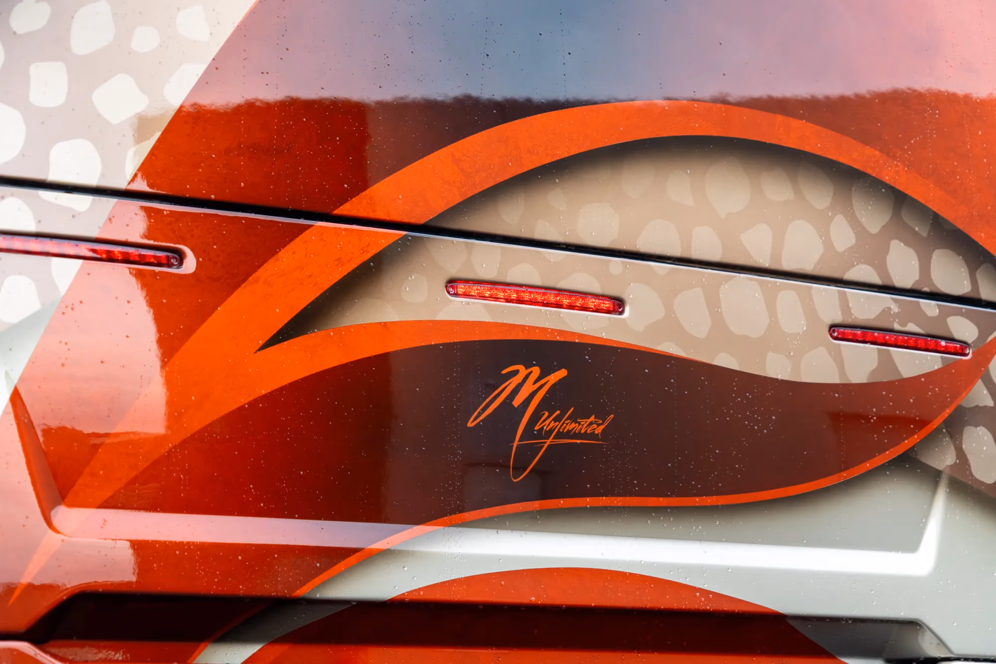Marathon Coach #1395 | Luxury Motorcoach for Sale