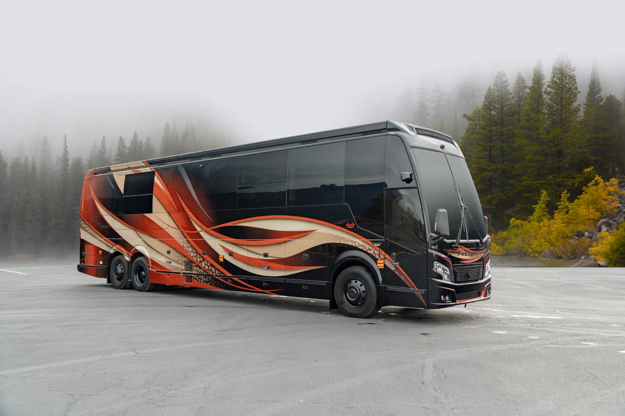 Marathon Coach #1395 | Luxury Motorcoach for Sale