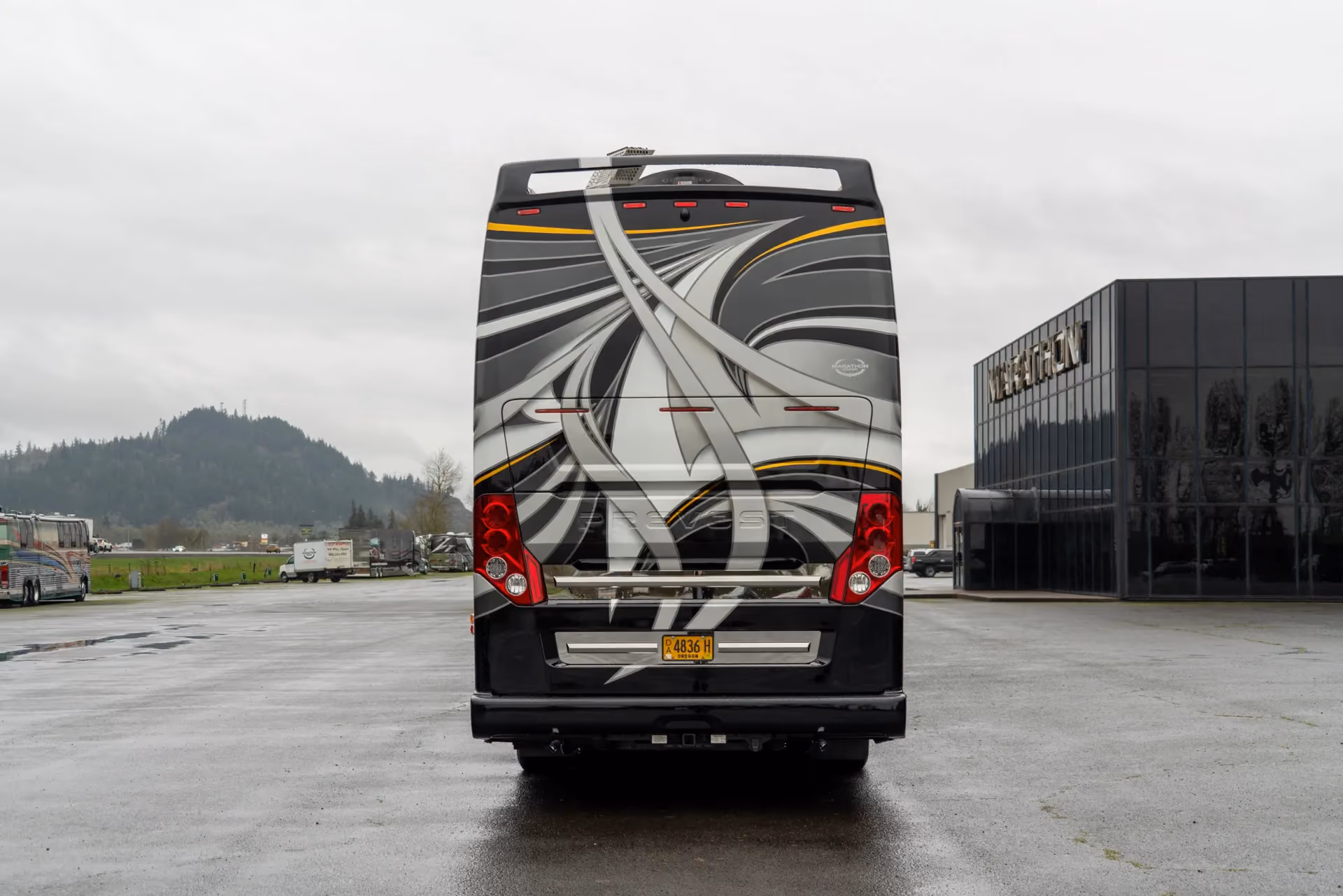 Marathon Coach #1382 | Luxury Motorcoach for Sale