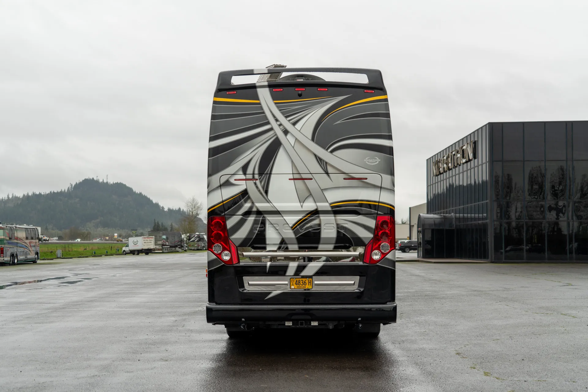 Marathon Coach #1382 | Luxury Motorcoach for Sale
