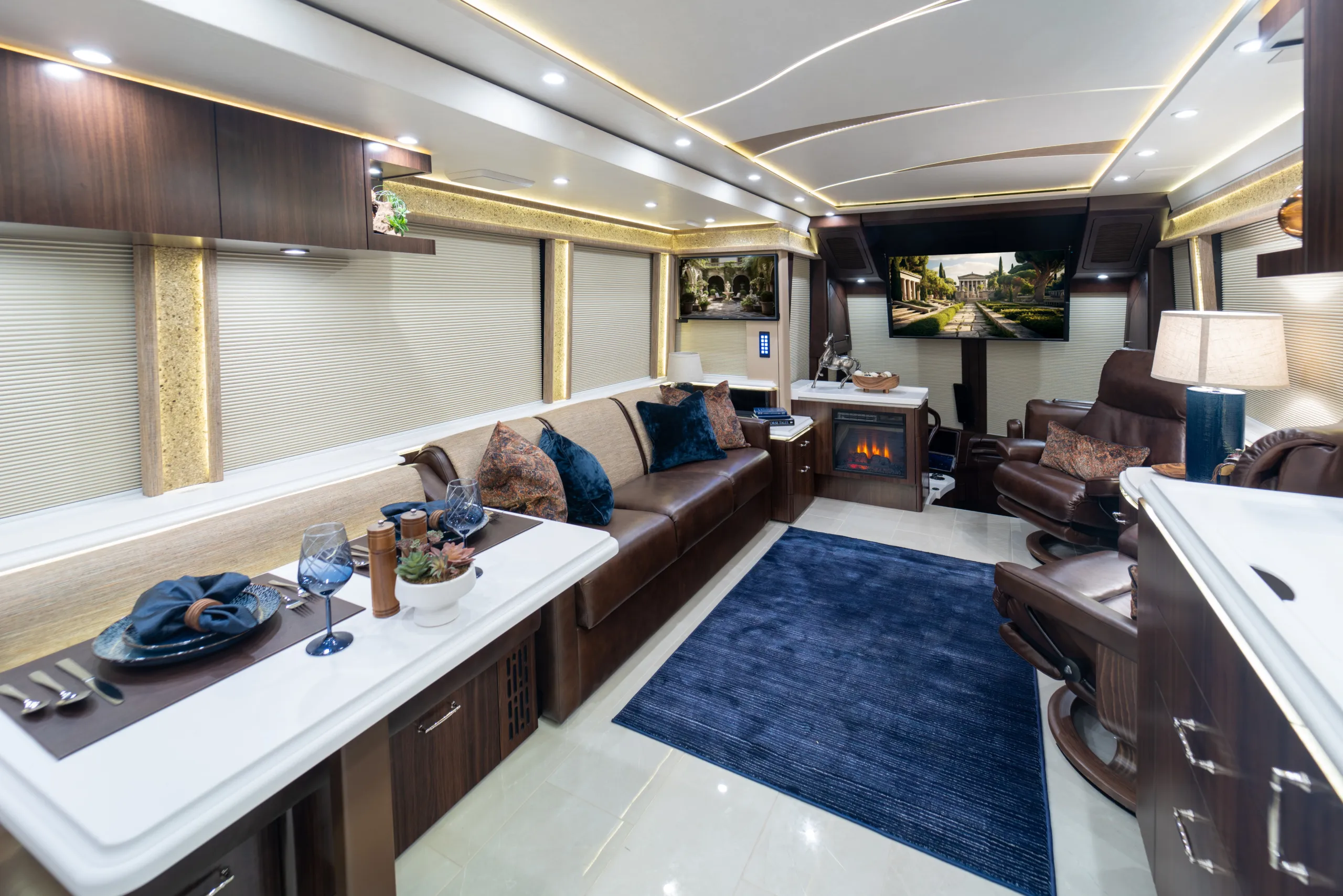 Marathon Coach #1388 | Luxury Motorcoach for Sale