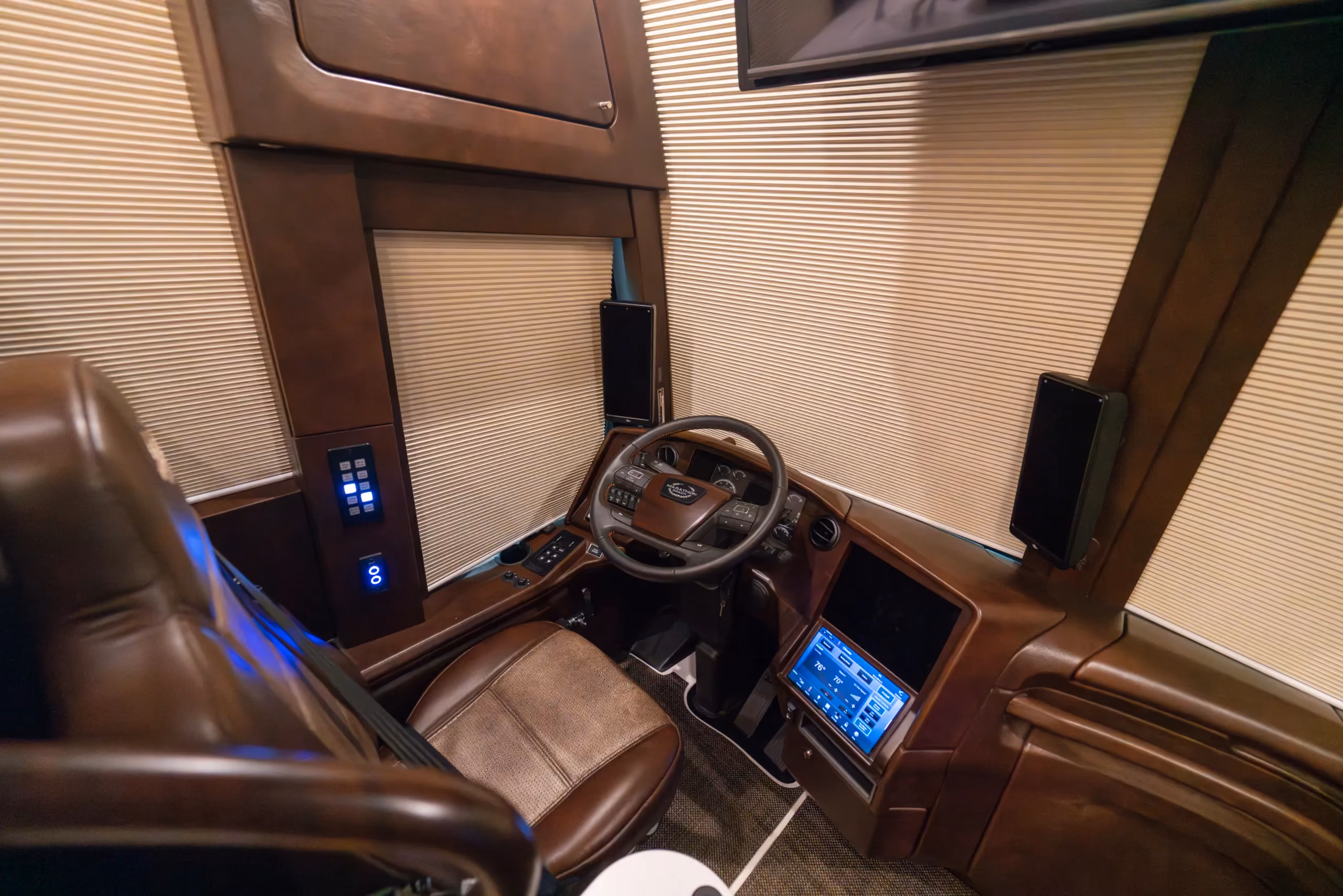 Marathon Coach #1388 | Luxury Motorcoach for Sale