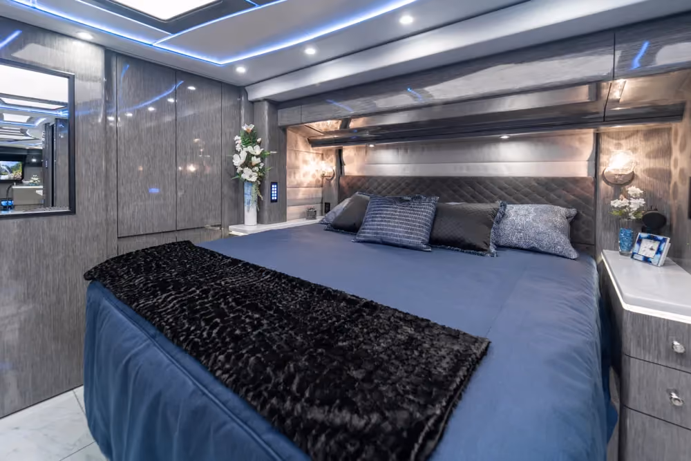 Marathon Coach #1368 | Luxury Motorcoach for Sale