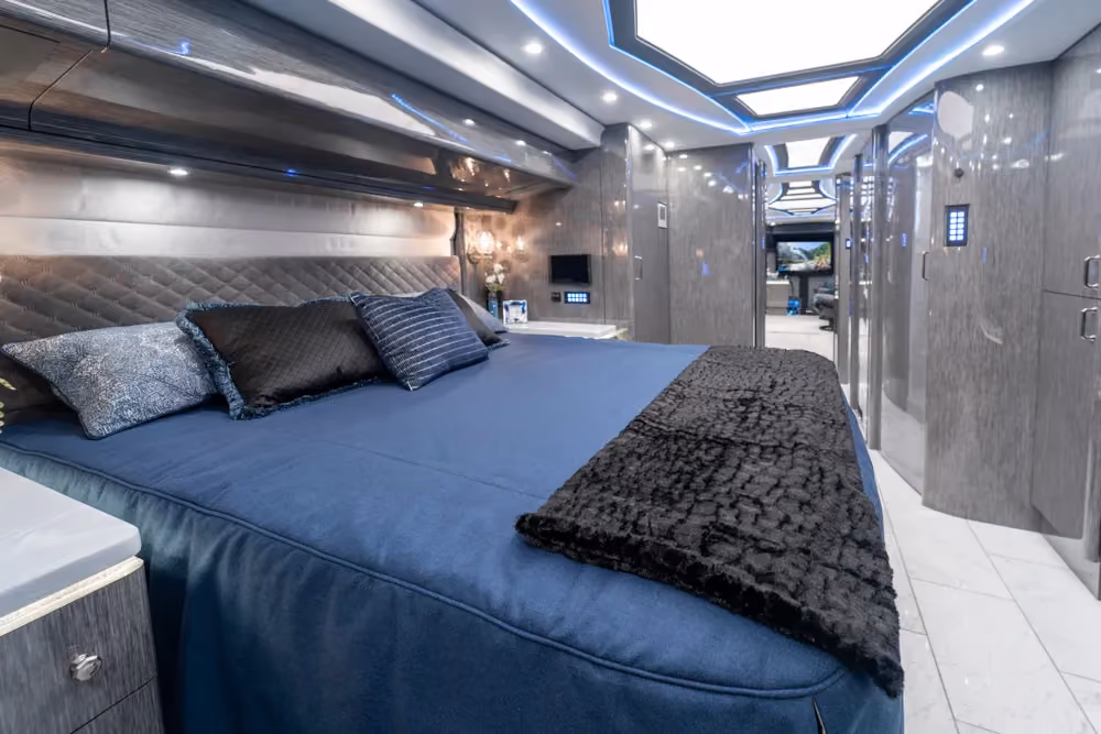 Marathon Coach #1368 | Luxury Motorcoach for Sale