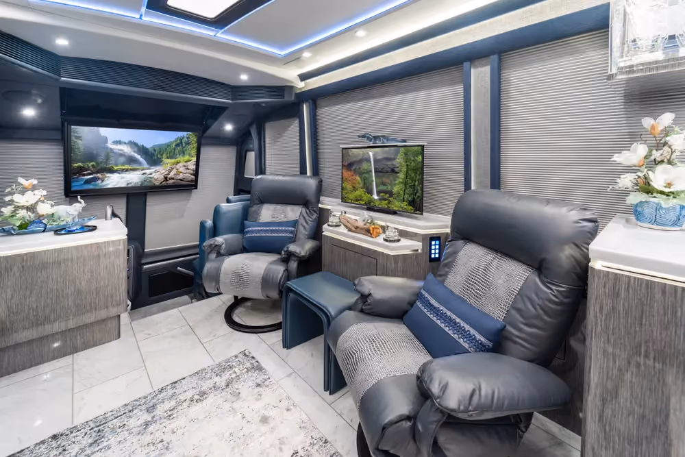 Marathon Coach #1368 | Luxury Motorcoach for Sale