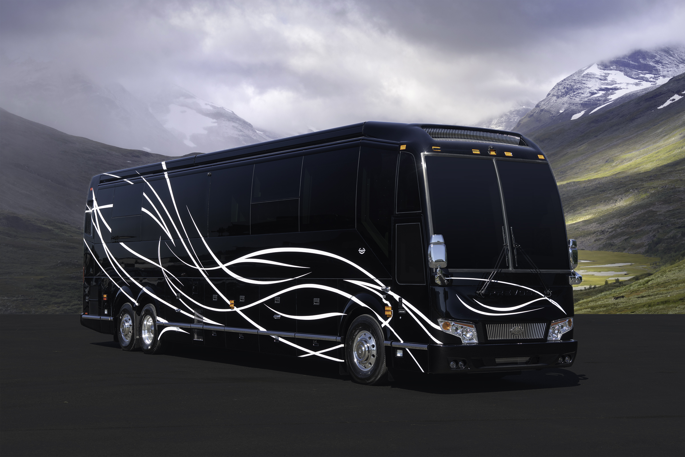 Exterior of Marathon Coach #1323