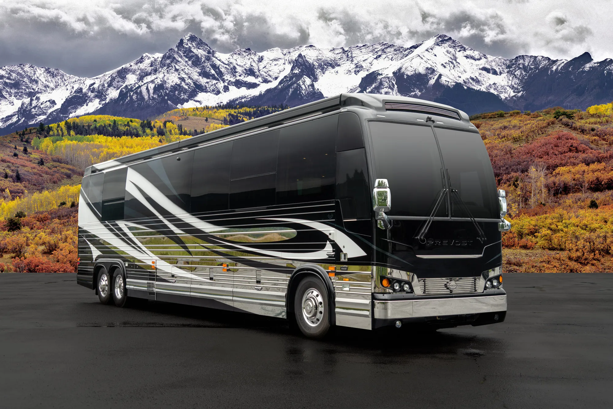 Exterior of luxury Marathon Coach #1324 built on a Prevost chassis | Luxury Motorcoach for Sale