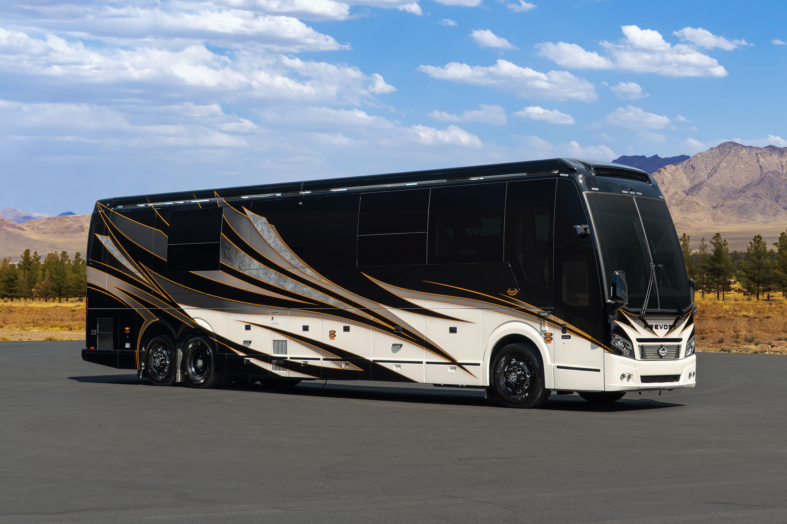 Exterior of Marathon Coach #1422