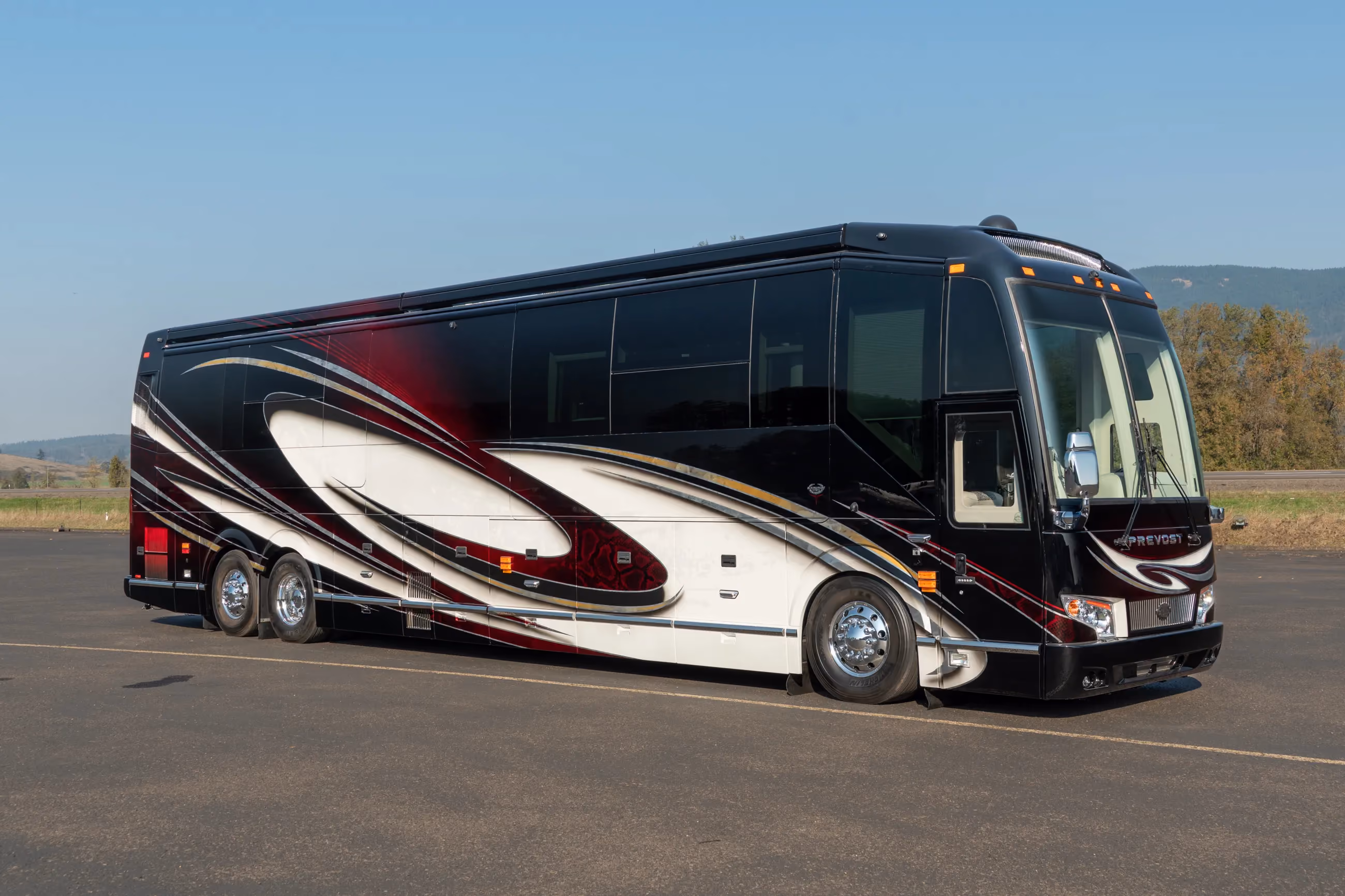 Exterior of Marathon Coach #1329
