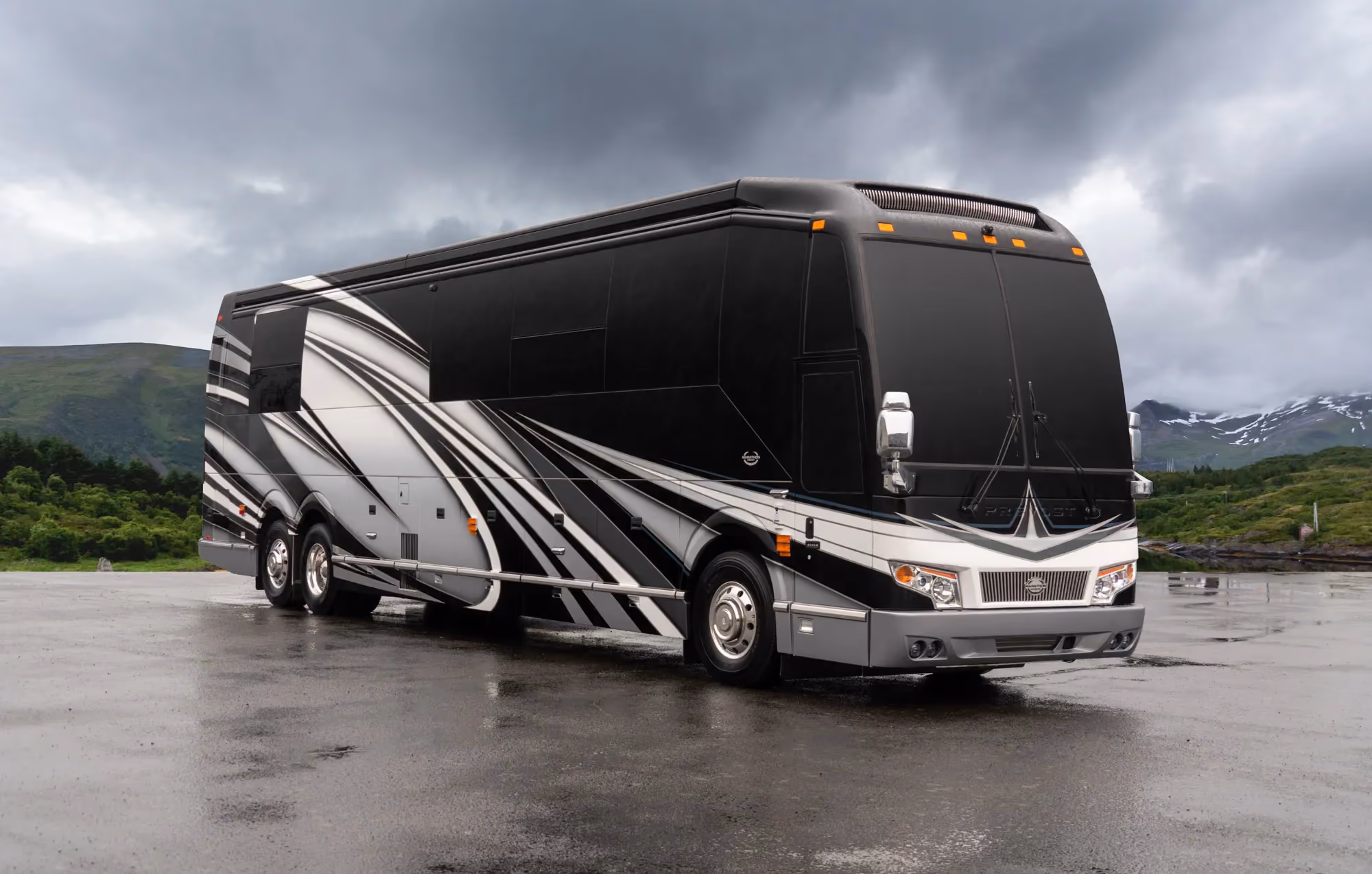 Exterior of Marathon Coach #1352
