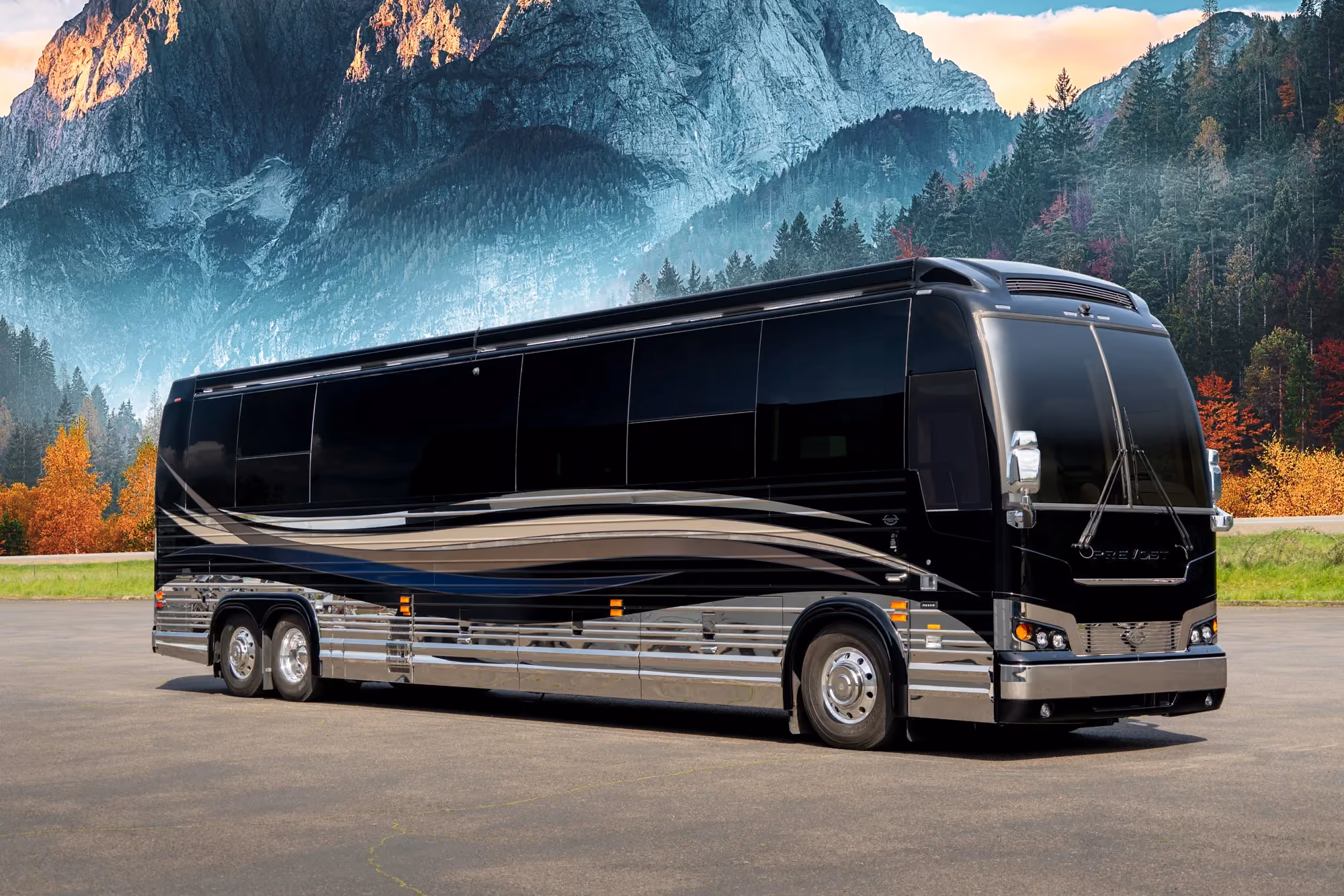 Exterior of Marathon Coach #1355