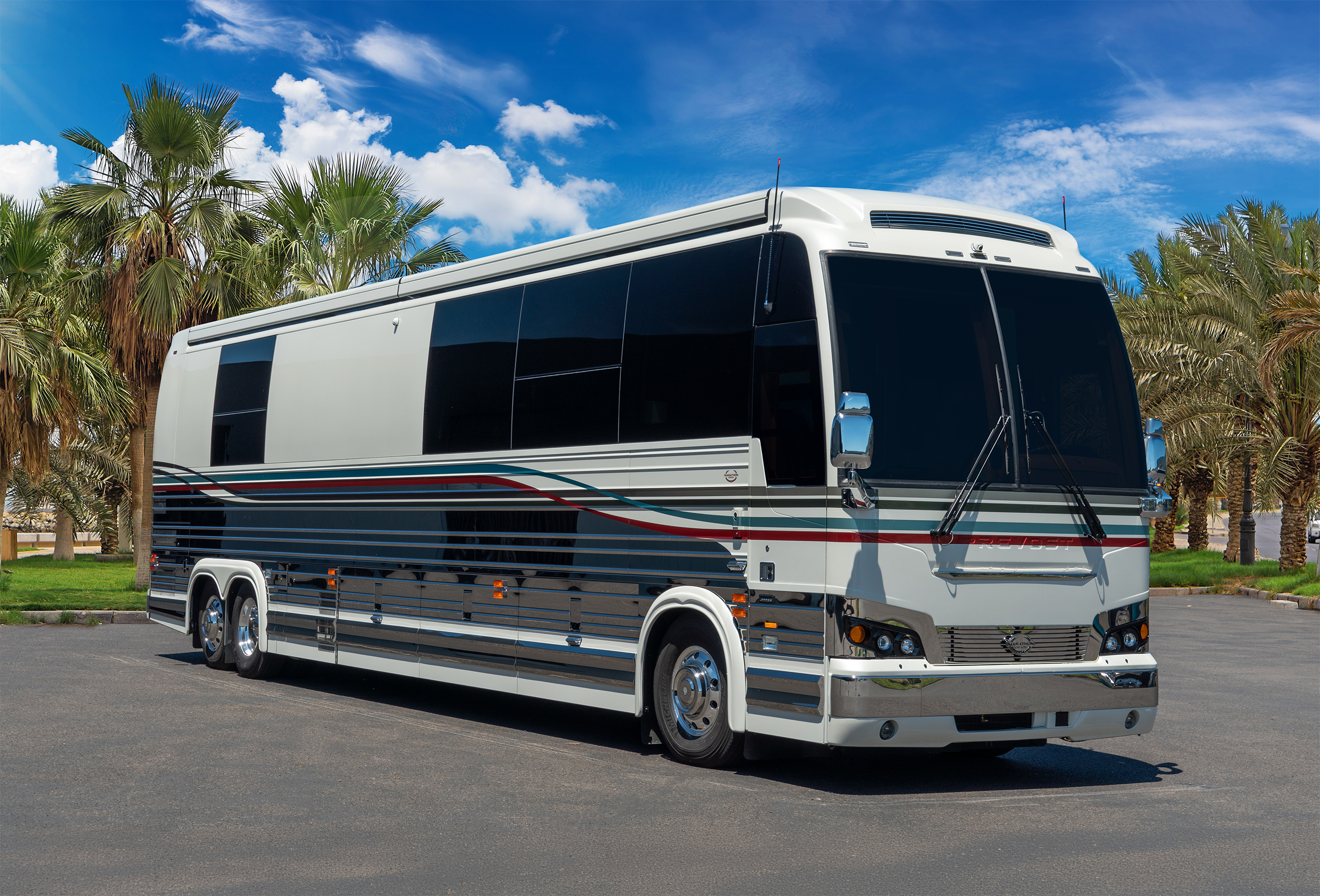 Exterior of Marathon Coach #1360