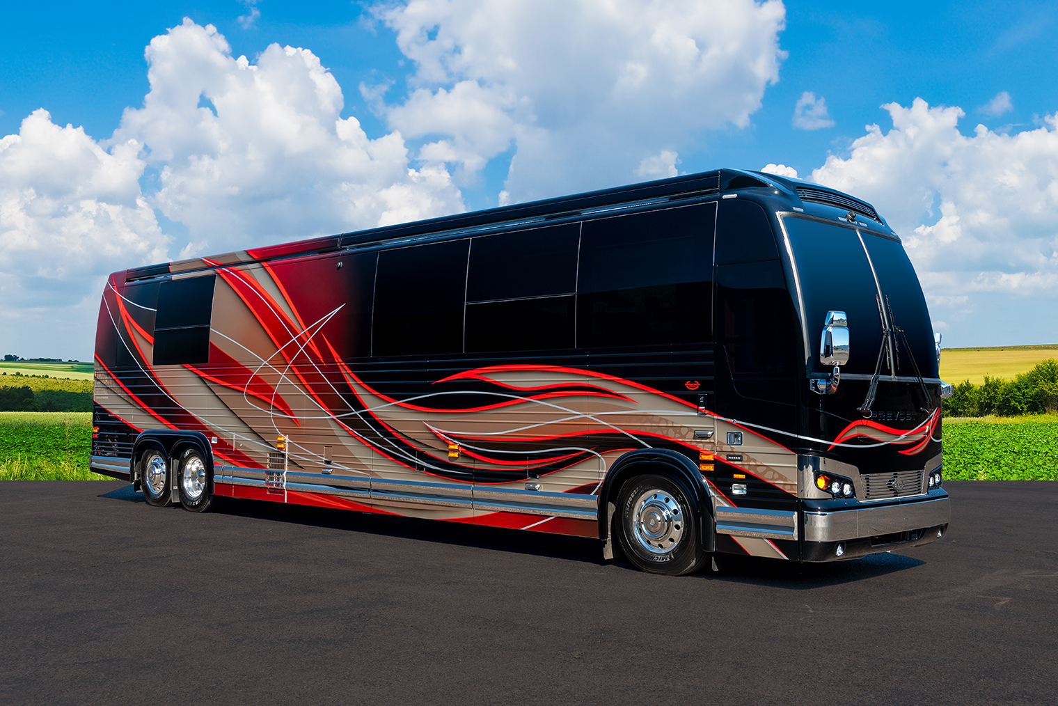 Exterior of Marathon Coach #1376
