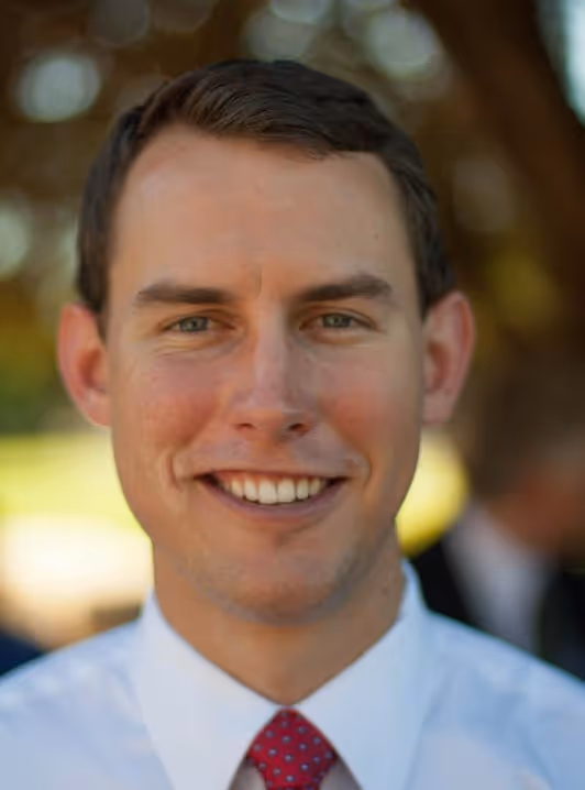 Headshot of Path BioAnalytics CEO John Mellnik smiling
